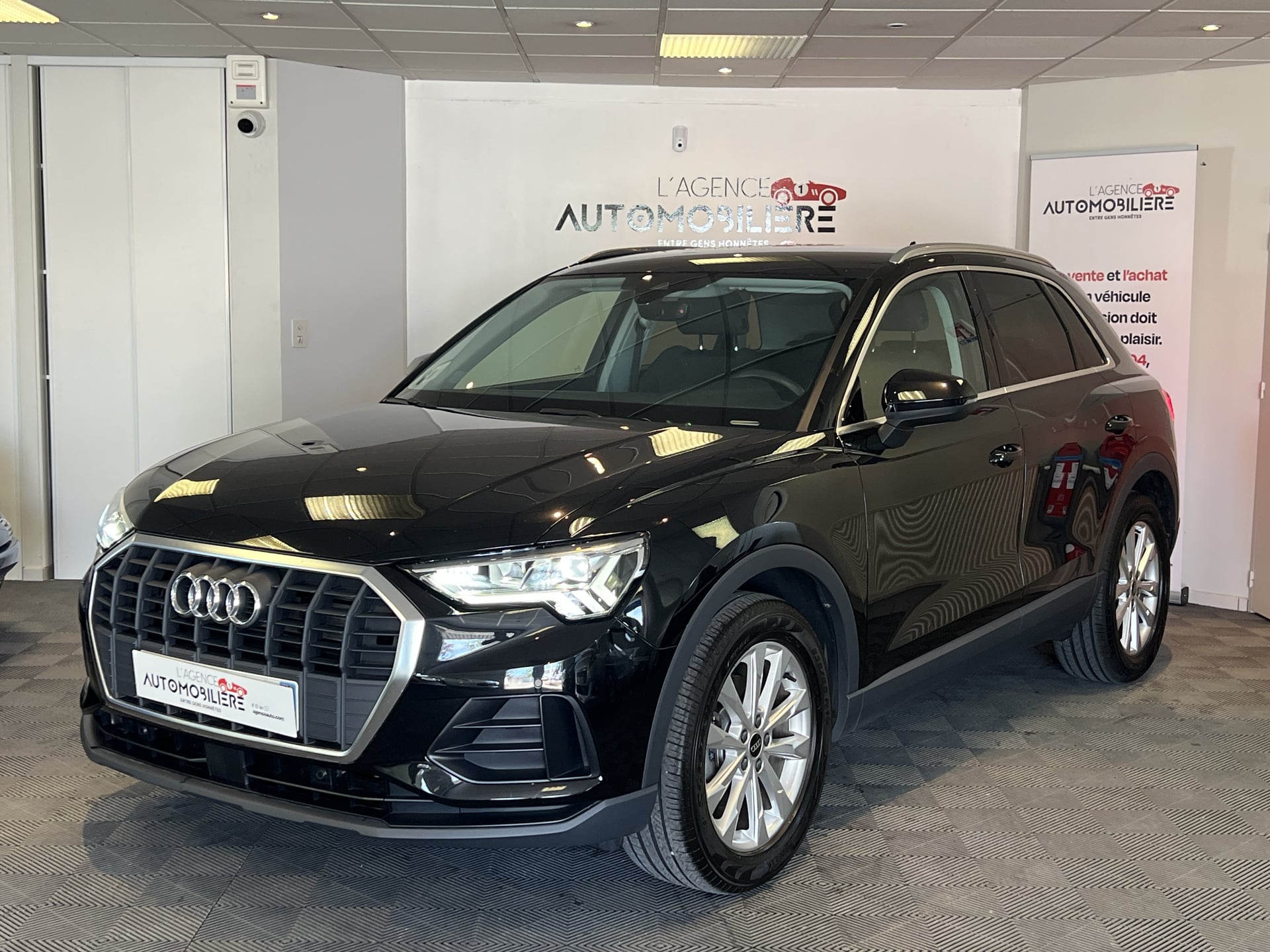 Audi Q3 35 2.0 TDI 16V S Tronic7 150 cv