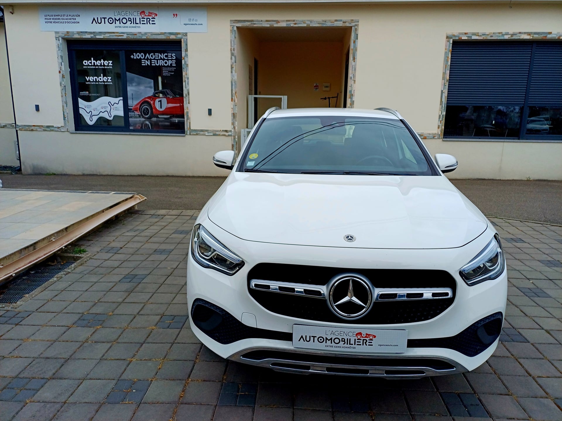 Mercedes-Benz Classe GLA 220d Progressive Line 190ch 8G-DCT — 35