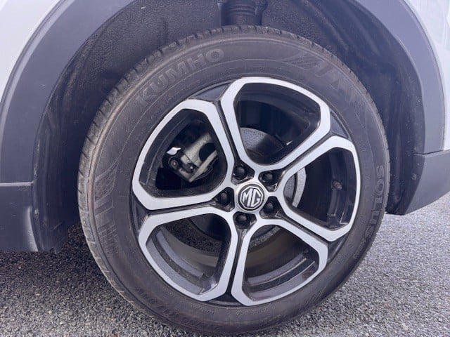 MG ZS 1.5 L FULL HYBRID+ 197 CH COMFORT — 31