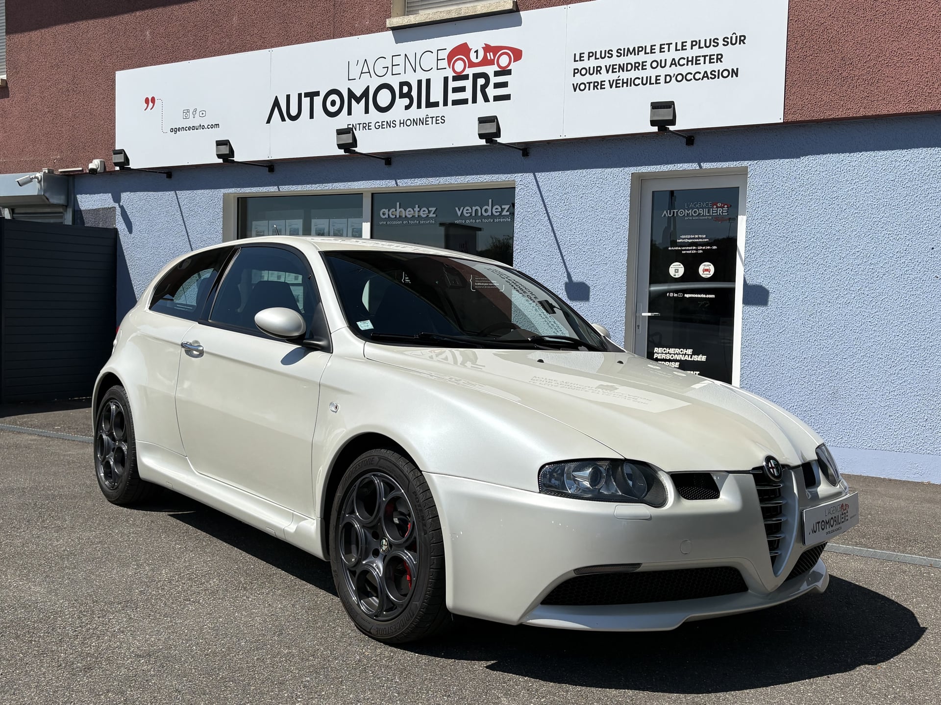 Alfa Romeo 147 GTA 3.2 V6 250ch — 1