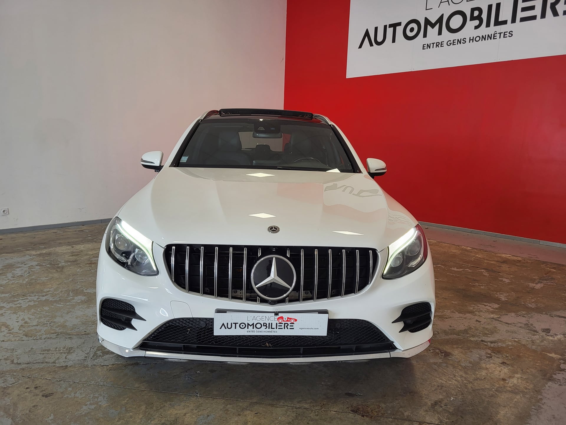 Mercedes-Benz Classe GLC 250D 4MATIC SPORTLINE 9G-TRONIC + CARPLAY + TOIT OUVRANT — 2