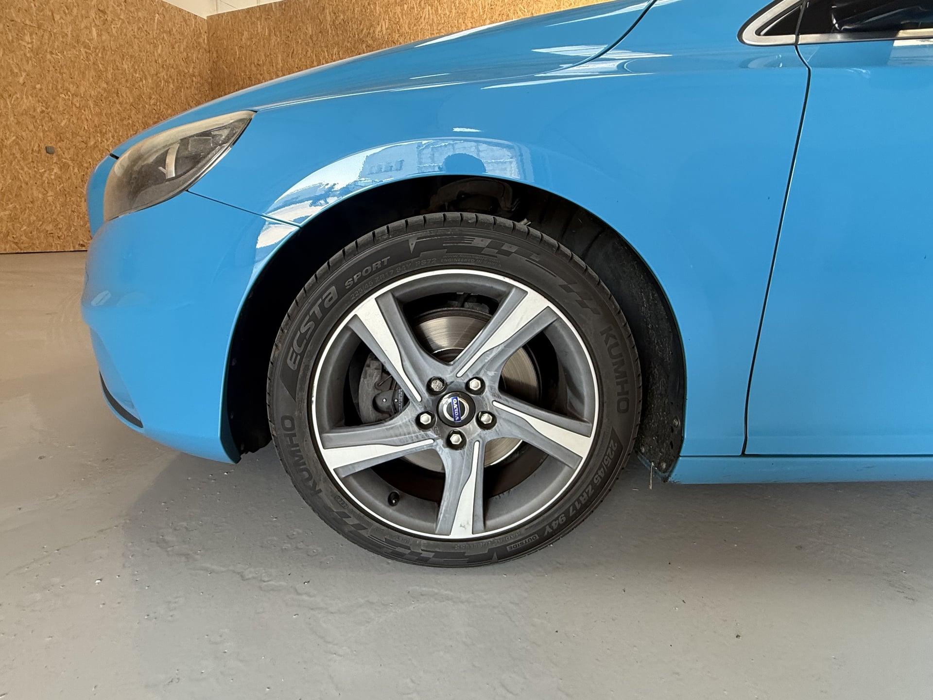 Volvo V40 V40 T3 150ch Start&Stop R-Design — 31