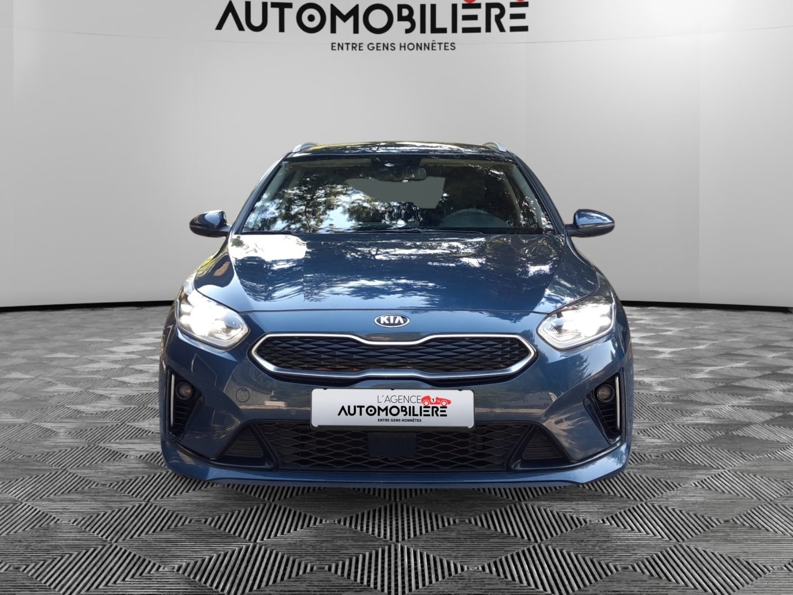 Kia Ceed SW Break 1.6 GDi PHEV Business Line 105Ch DCT TVA/ Garantie 12 Mois — 2