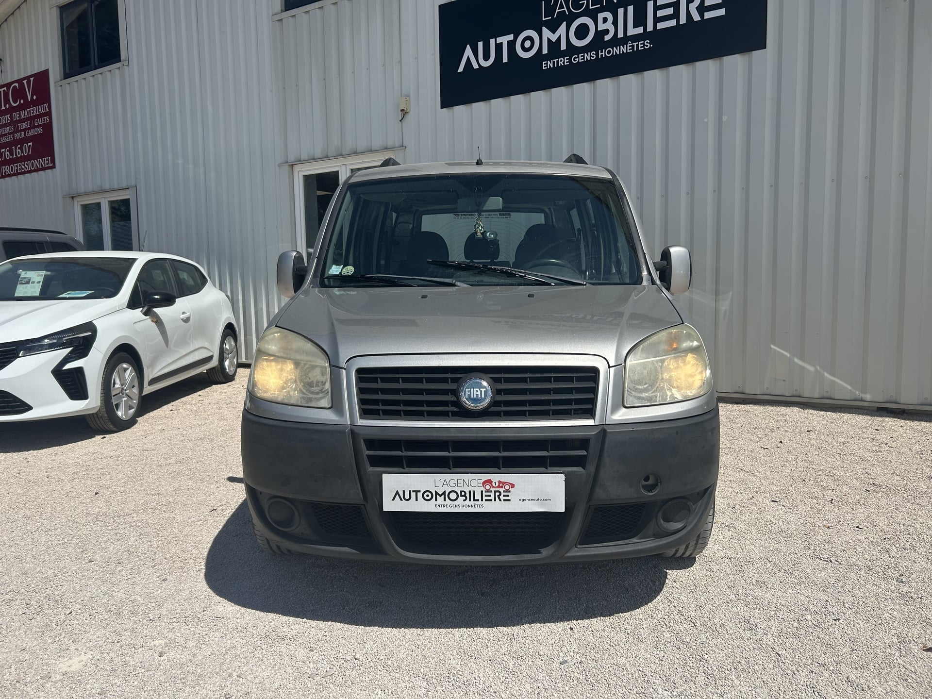 Fiat Doblo 1.9 Multijet 105 cv — 2
