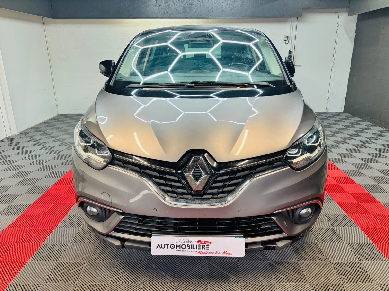 Renault Scenic 1.5 DCI 110ch ENERGY INTENS EDC — 2