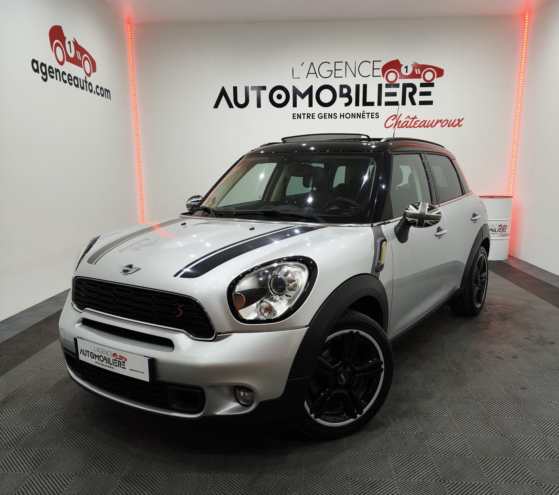 Mini Mini Countryman COOPER SD 2.0 143CV BVA TOIT PANO OUVRANT/GPS/REG/BLUETOOTH/FX XENON/CLIM AUTO/RADAR RECUL/JTES 18'/ATTELAGE