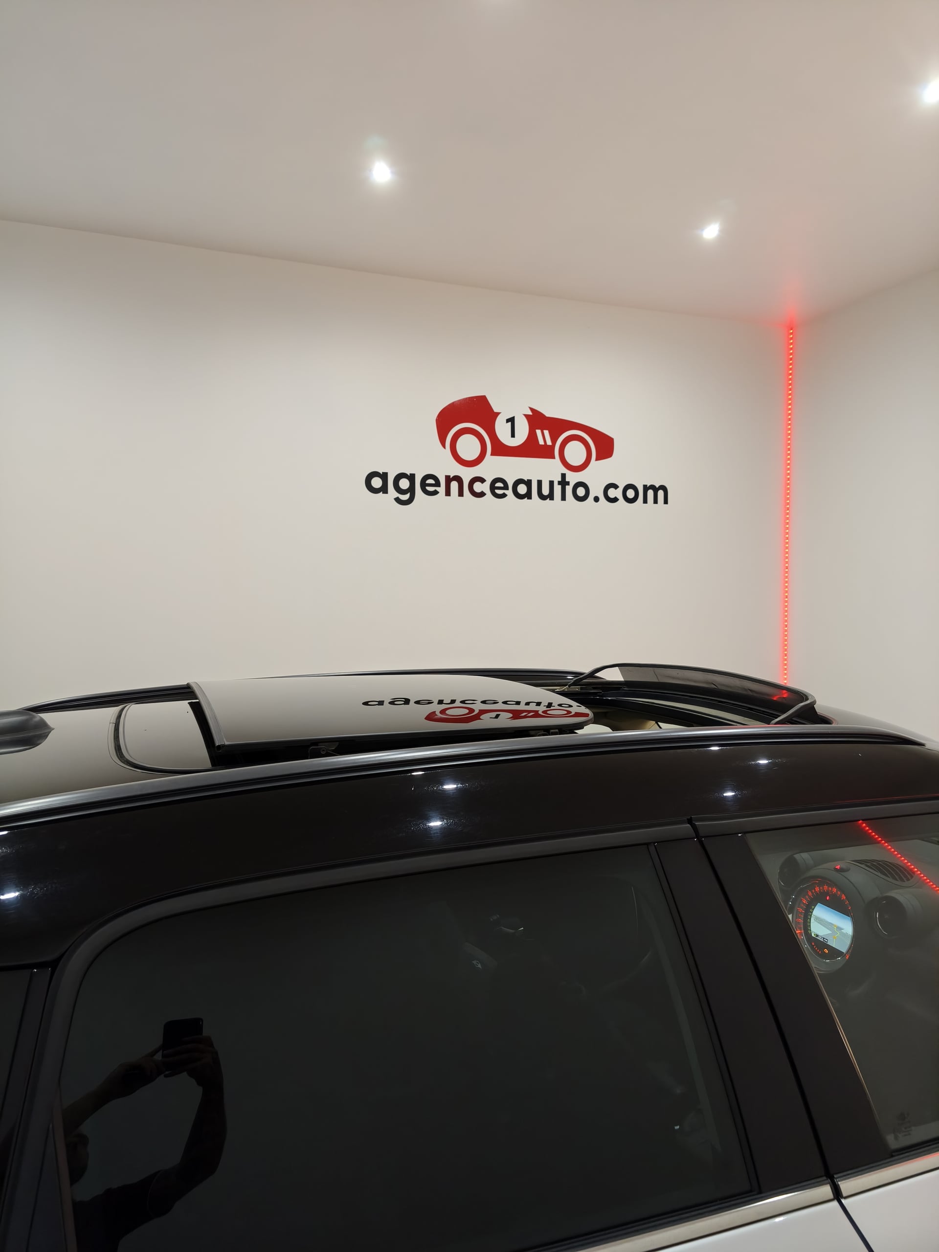 Mini Mini Countryman COOPER SD 2.0 143CV BVA TOIT PANO OUVRANT/GPS/REG/BLUETOOTH/FX XENON/CLIM AUTO/RADAR RECUL/JTES 18'/ATTELAGE — 40