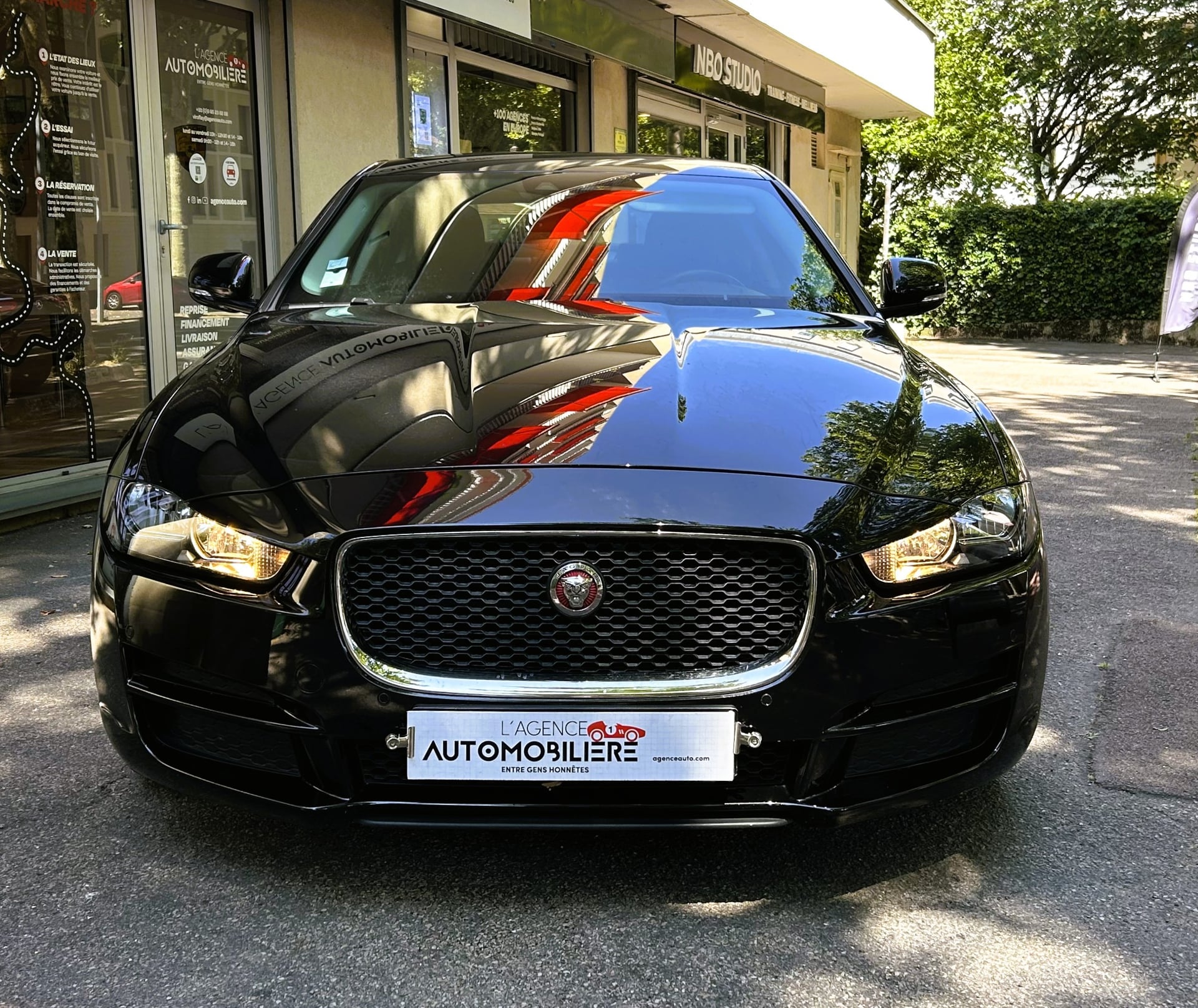 Jaguar XE 2.0D E-PERFORMANCE 163 8CV PRESTIGE AUTO — 2