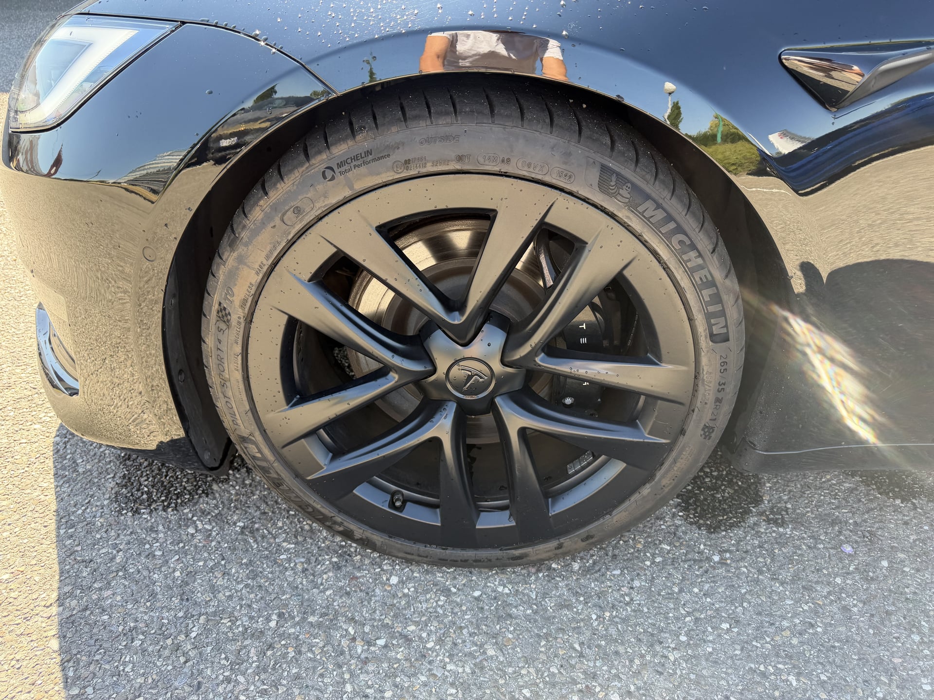 Tesla Model S Plaid 1020ch 100kwh 4wd — 16