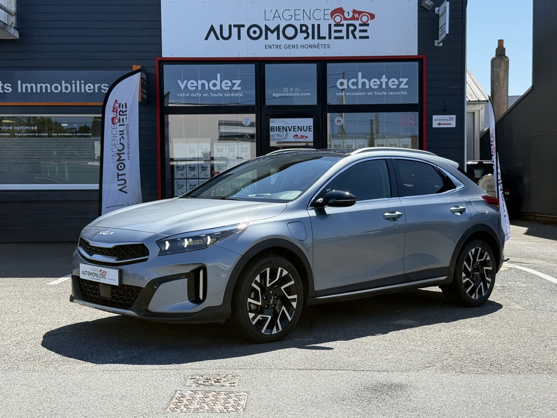 Kia Xceed 1.6 GDI 141H 105 ch BVA6 PHEV HYBRID RECH LOUNGE (Toit ouvrant)