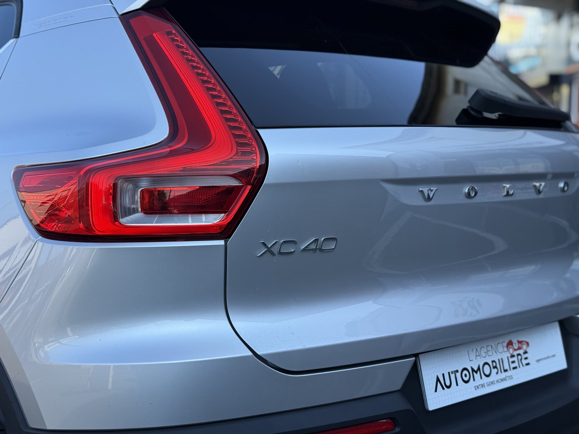 Volvo XC40 2.0 D3 150 ch BVA8 INSCRIPTION 2WD — 40