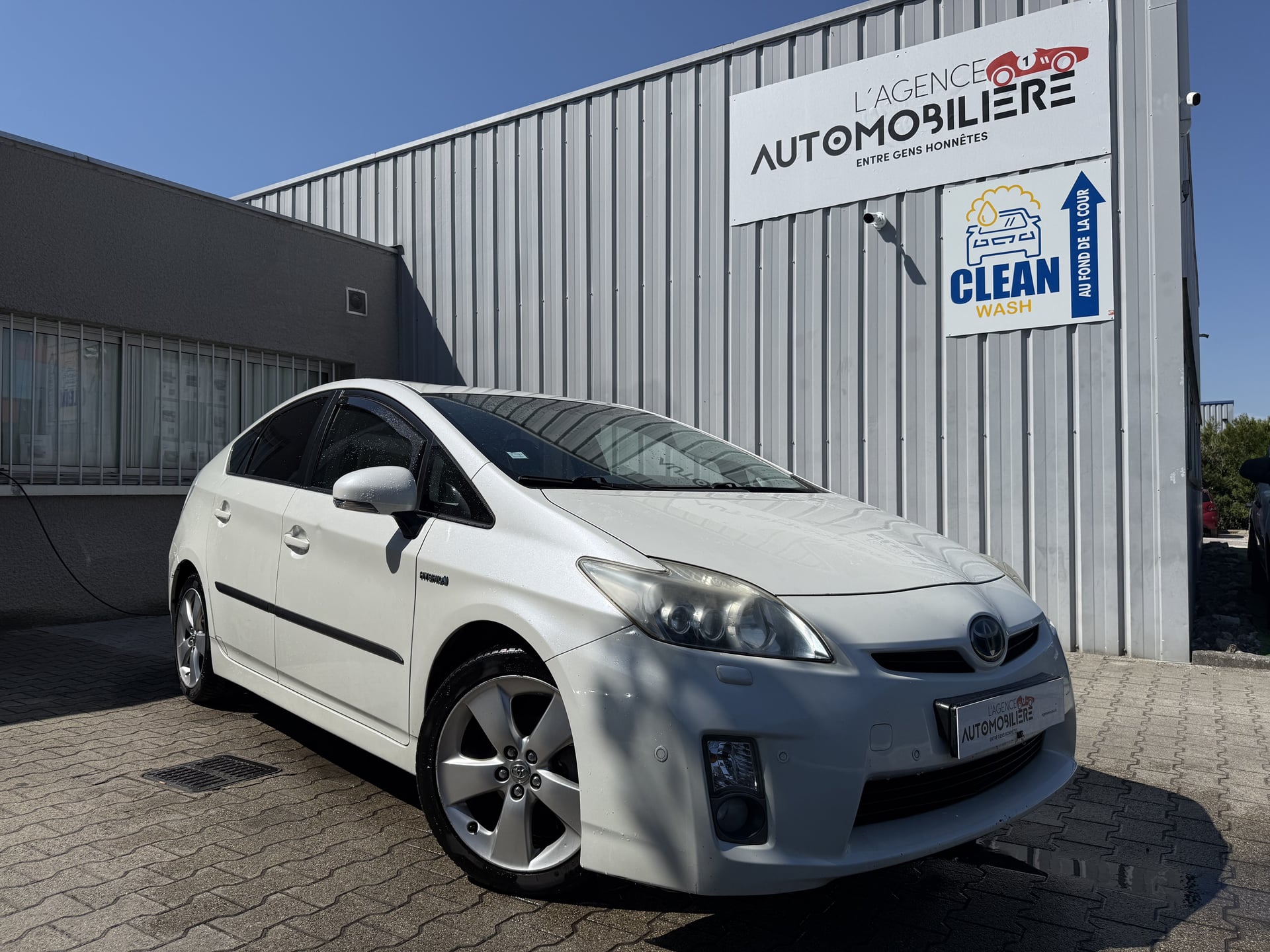 Toyota Prius 1.8 VVT-i 136 Hybrid CVT LOUNGE - SUIVI D'ENTRETIEN