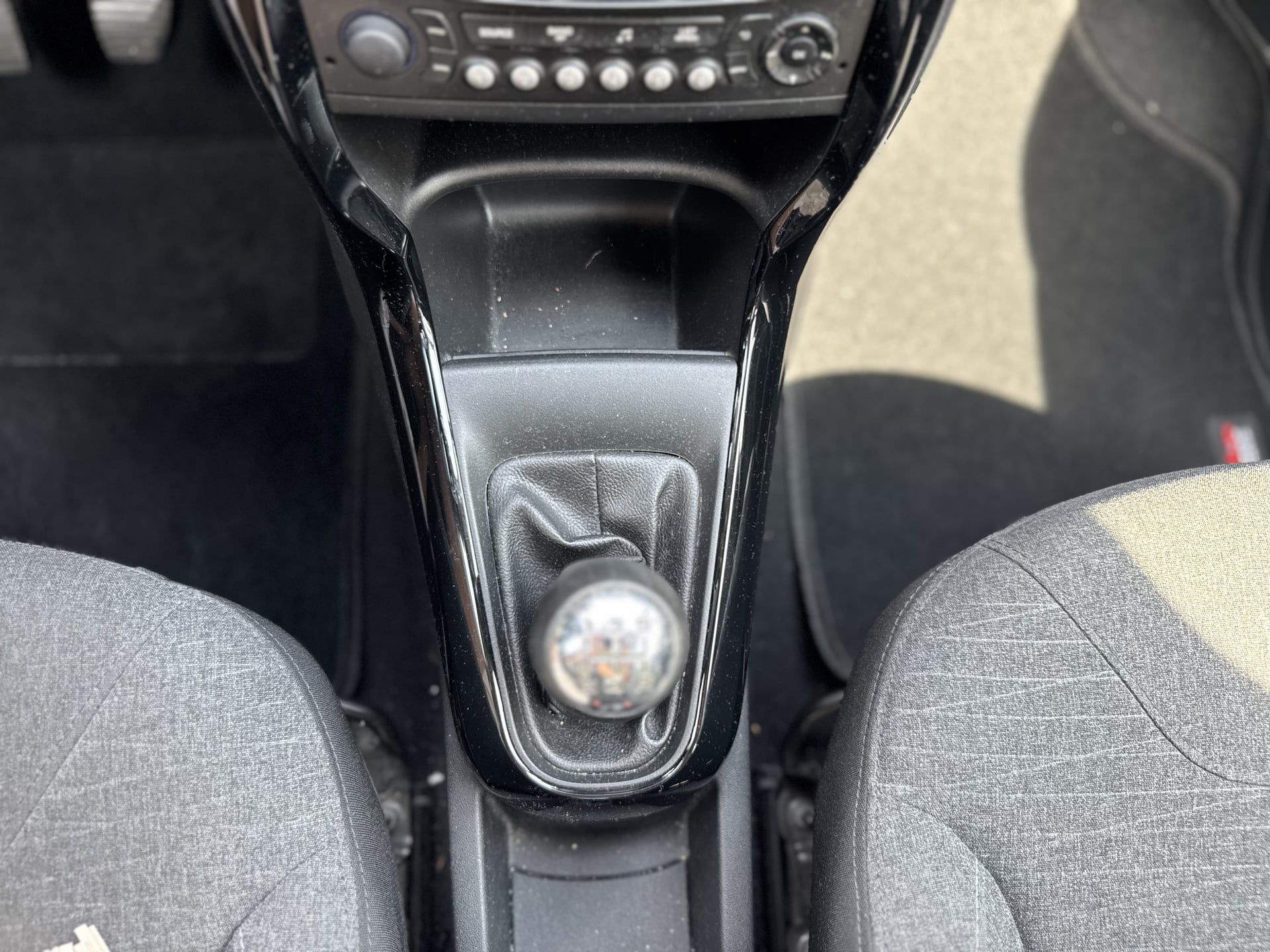 Citroen C3 Essence 80 ch BVM5 FEEL EDITION (Distri faite) — 2