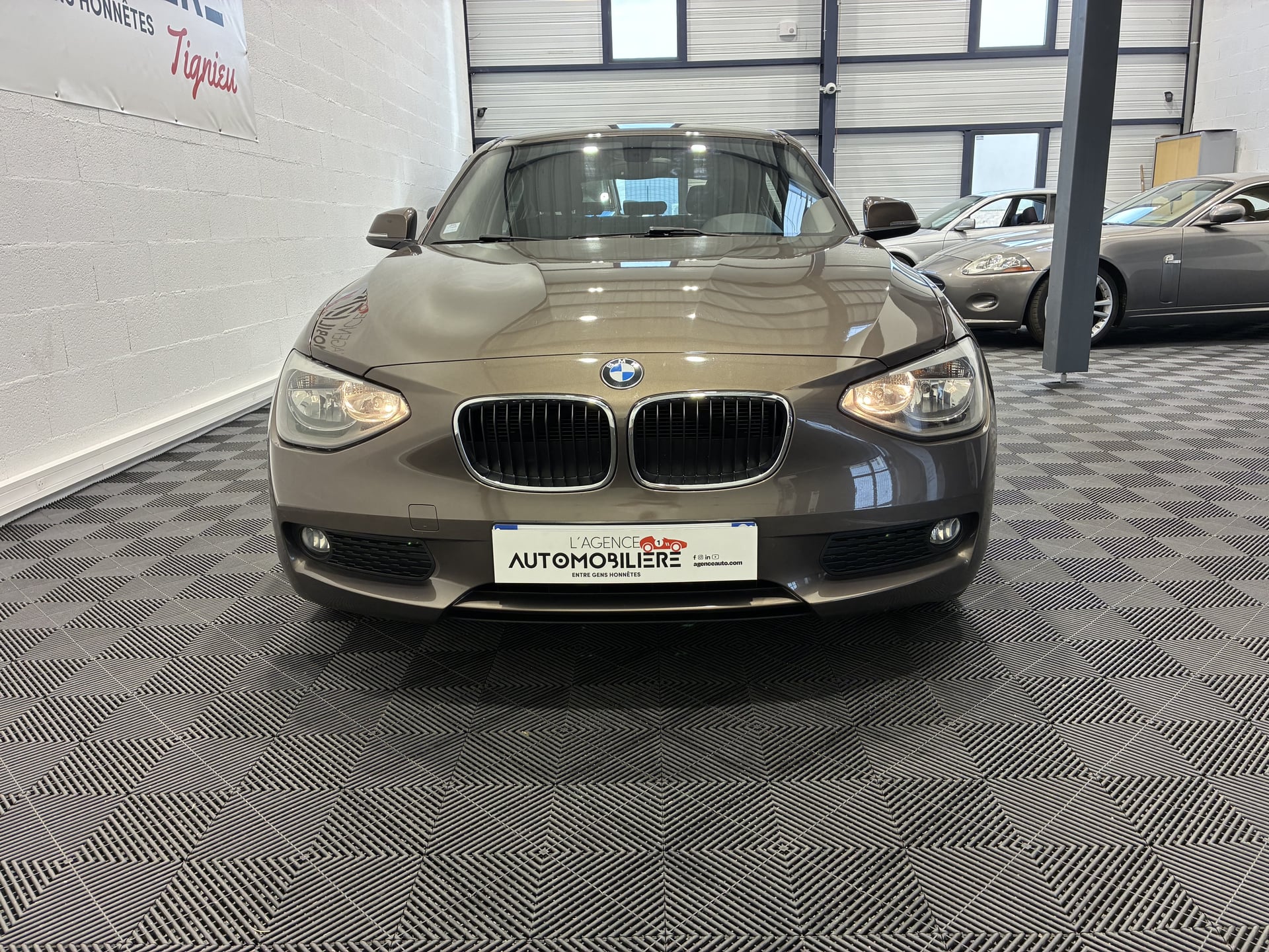 BMW Série 1 116d 116ch Efficient Dynamics Edition Urban line 5p. Garantie 12 mois — 2