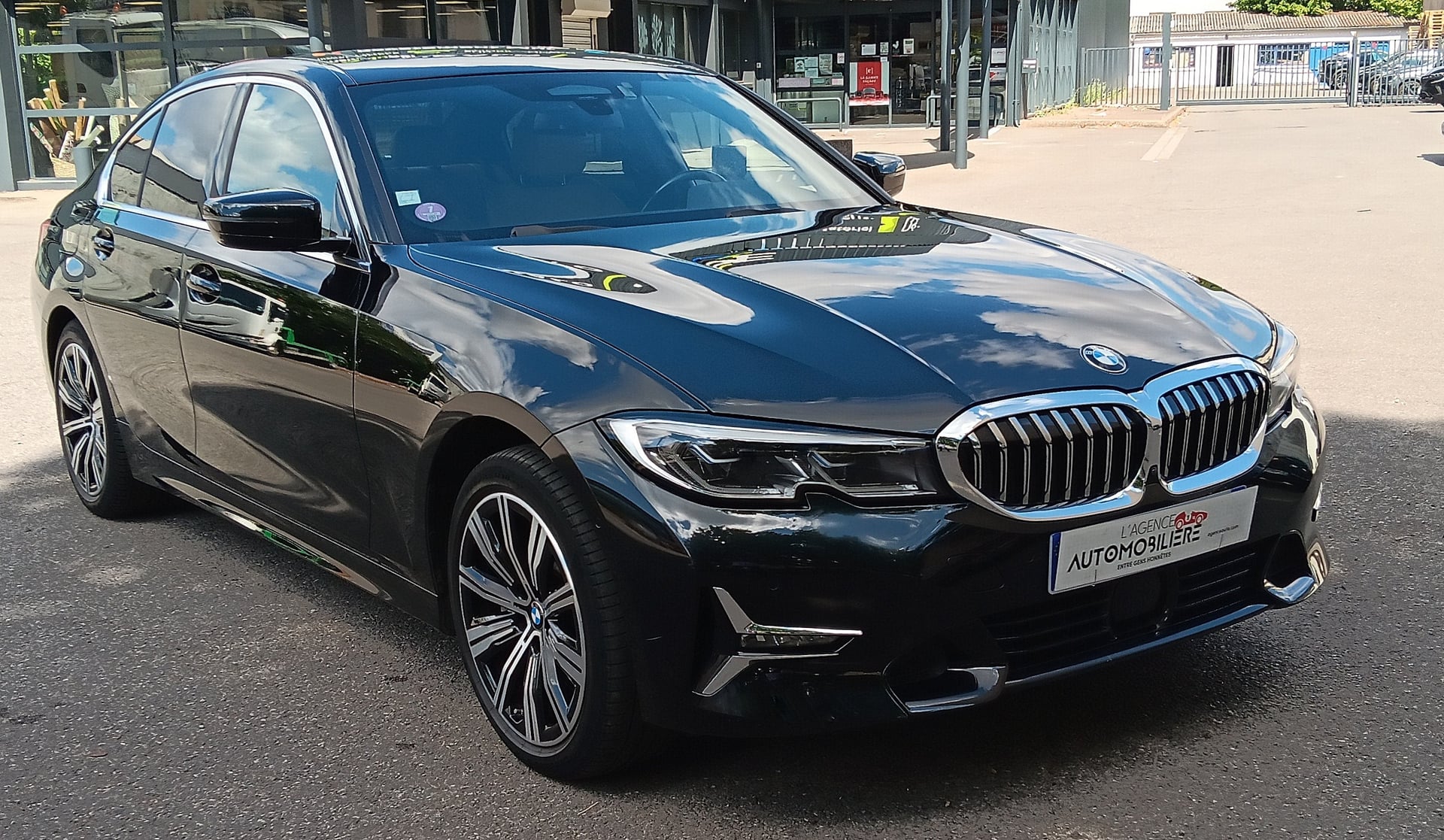 BMW Série 3 330e  Luxury Hybride Rechargeable 292Cv