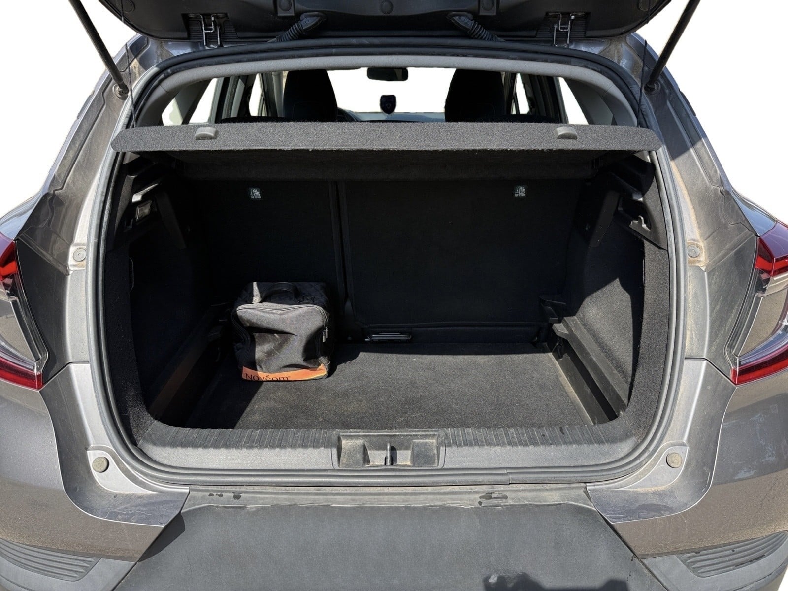 Renault Captur 1.3 TCE MICRO-HYBRID 140 HYBRID business — 17