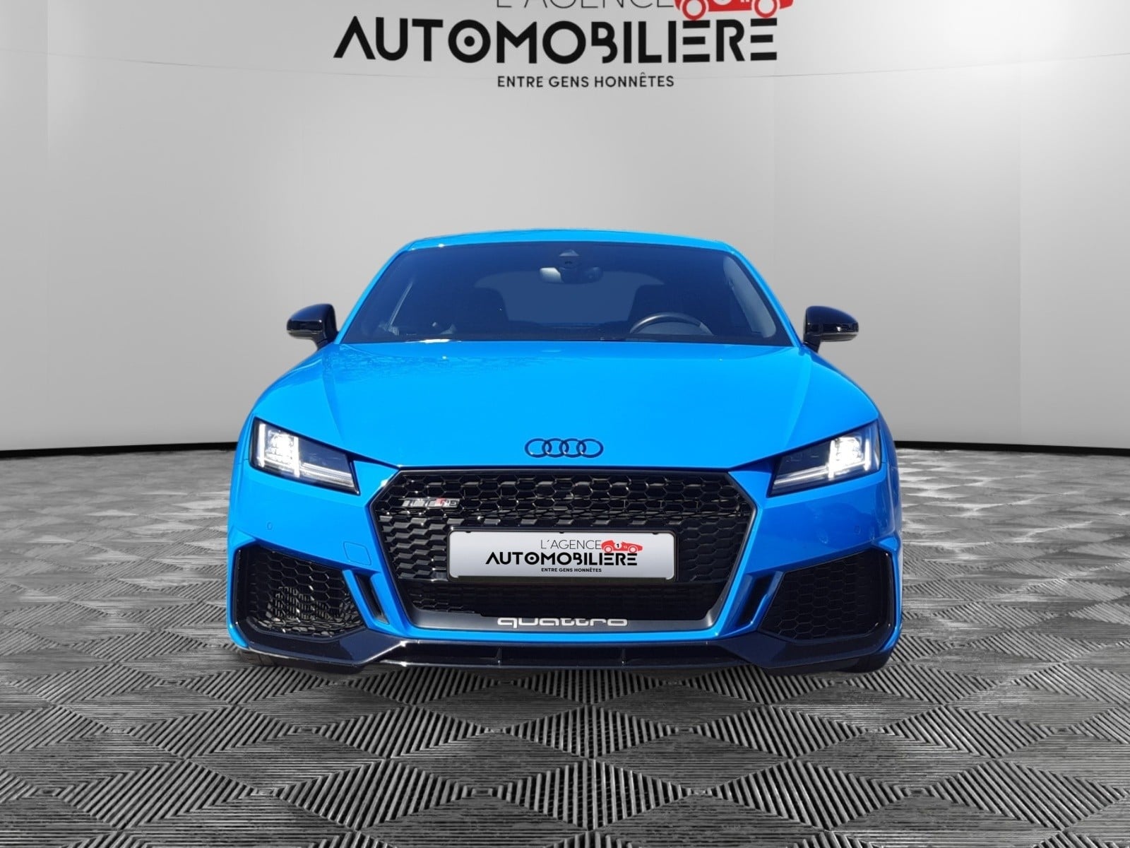 Audi TT RS TTRS Coupé 2.5 TFSI Quattro S tronic 400Ch/ Garantie 12 Mois — 2