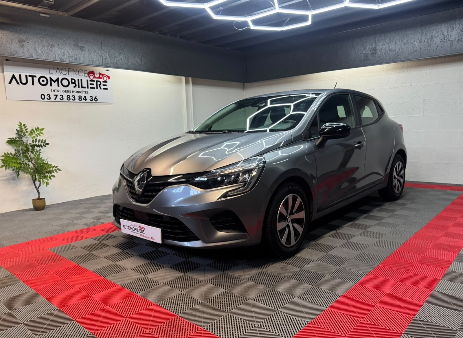 Renault Renault Clio 5 V 5 Portes 1.0 TCe 12V S&S 90 cv Equilibre