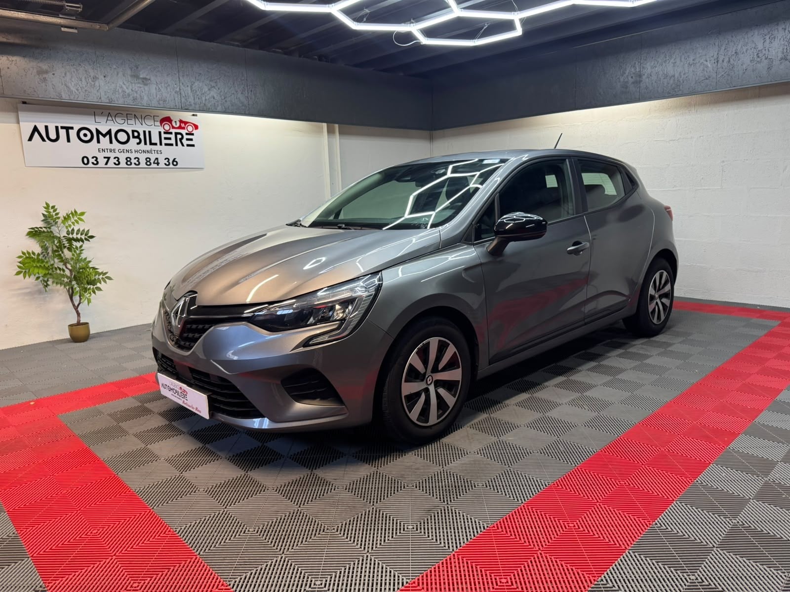Renault Renault Clio 5 V 5 Portes 1.0 TCe 12V S&S 90 cv Equilibre