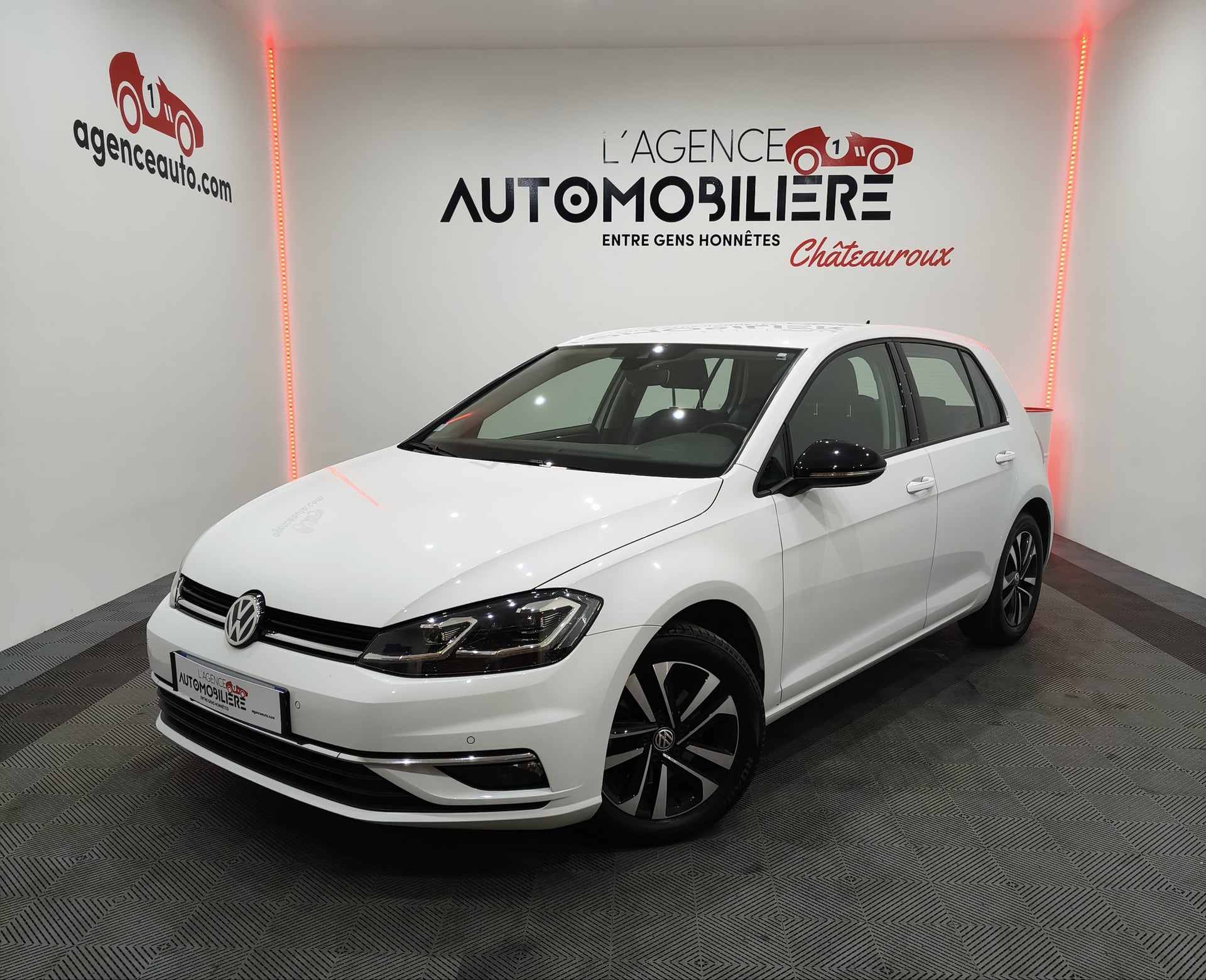 Volkswagen Golf VII PH2 IQ.DRIVE 2.0 TDI 150CV DSG7 CAMERA RECUL/RADAR AV-AR/GPS/CARPLAY/JTES 16/CLIM AUTO/FX LEDS AUTO/ECRAN TACTILE/REGUL/ORIGINE FRANCE