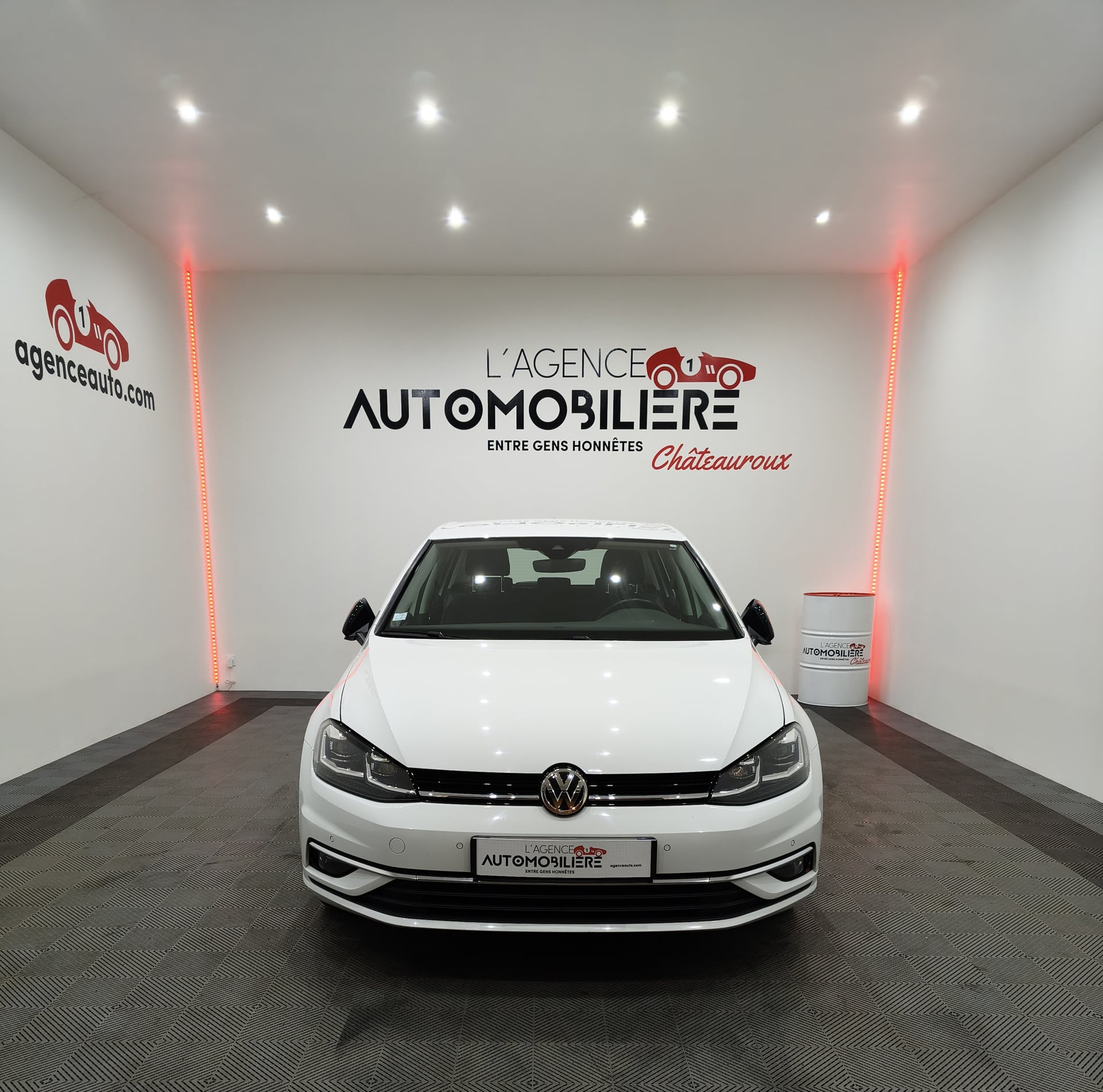 Volkswagen Golf VII PH2 IQ.DRIVE 2.0 TDI 150CV DSG7 CAMERA RECUL/RADAR AV-AR/GPS/CARPLAY/JTES 16/CLIM AUTO/FX LEDS AUTO/ECRAN TACTILE/REGUL/ORIGINE FRANCE — 2