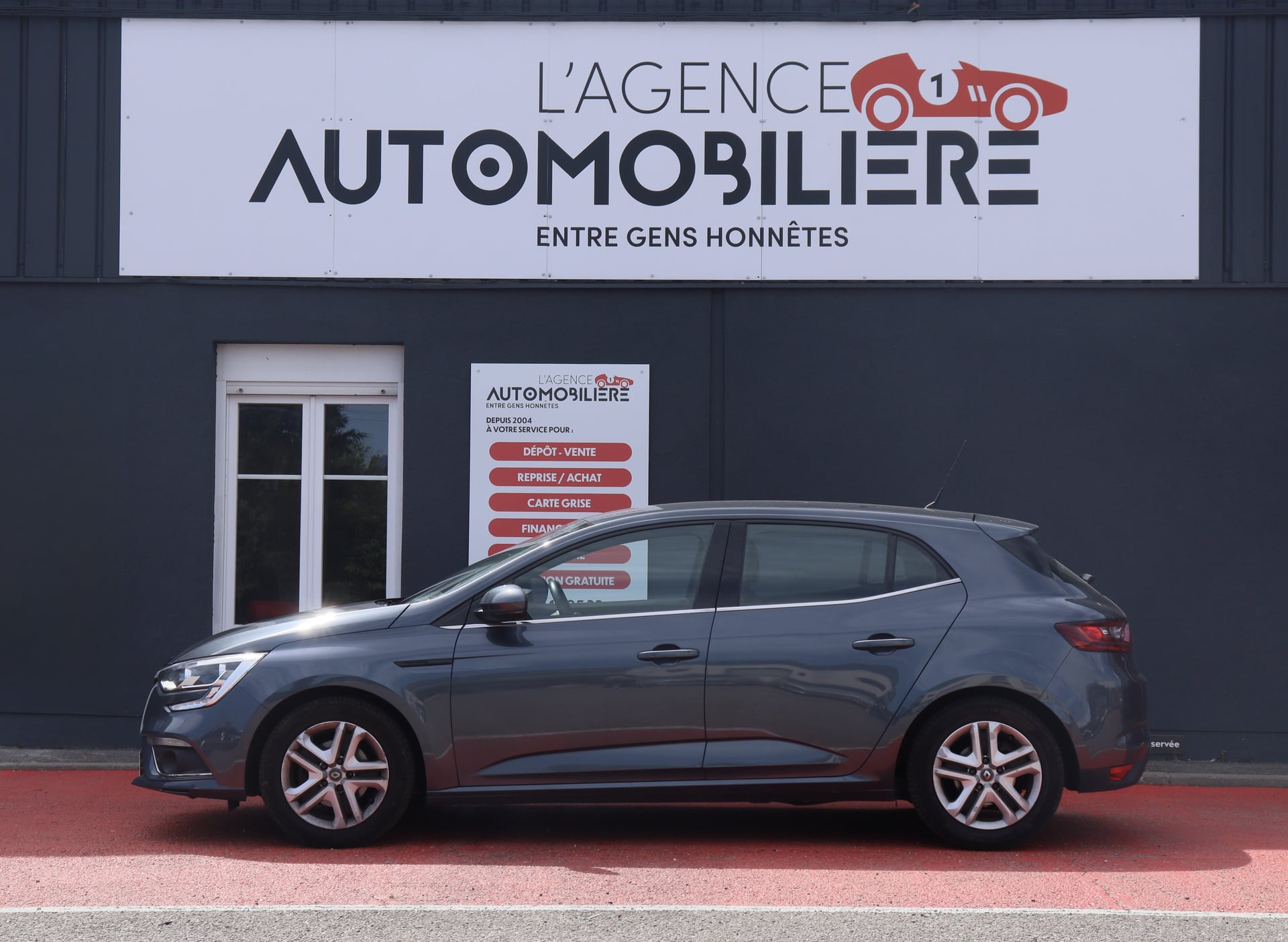 Renault Megane IV 1.5 Blue dCi 115 Business EDC6 (GPS, Bluetooth, Régulateur&Limiteur...) — 2