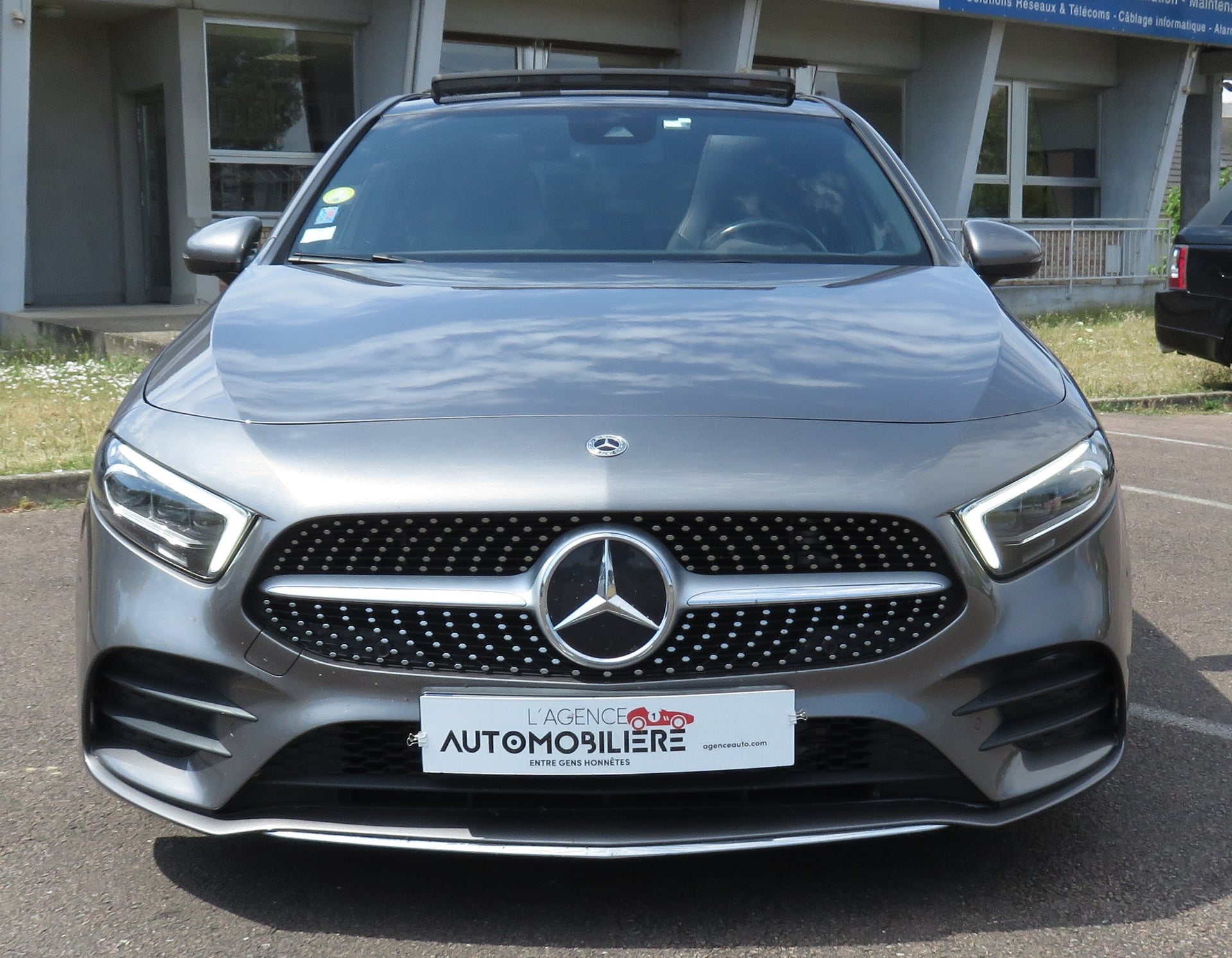 Mercedes-Benz Classe A 180d AMG Line 8G-DCT - Suivi 100% Mercedes - Moteur à chaîne — 2