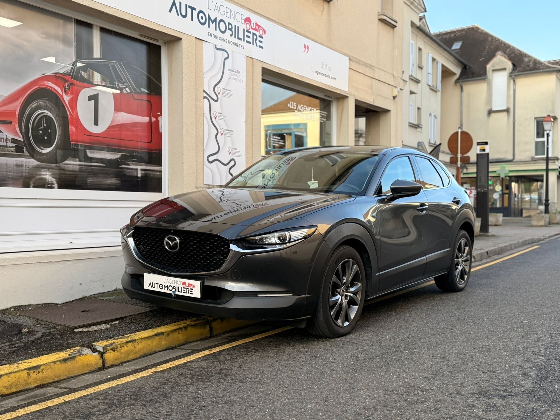 Mazda CX-30 2.0 skyactiv-x 180 hybrid mhev sports line+Options! — 2
