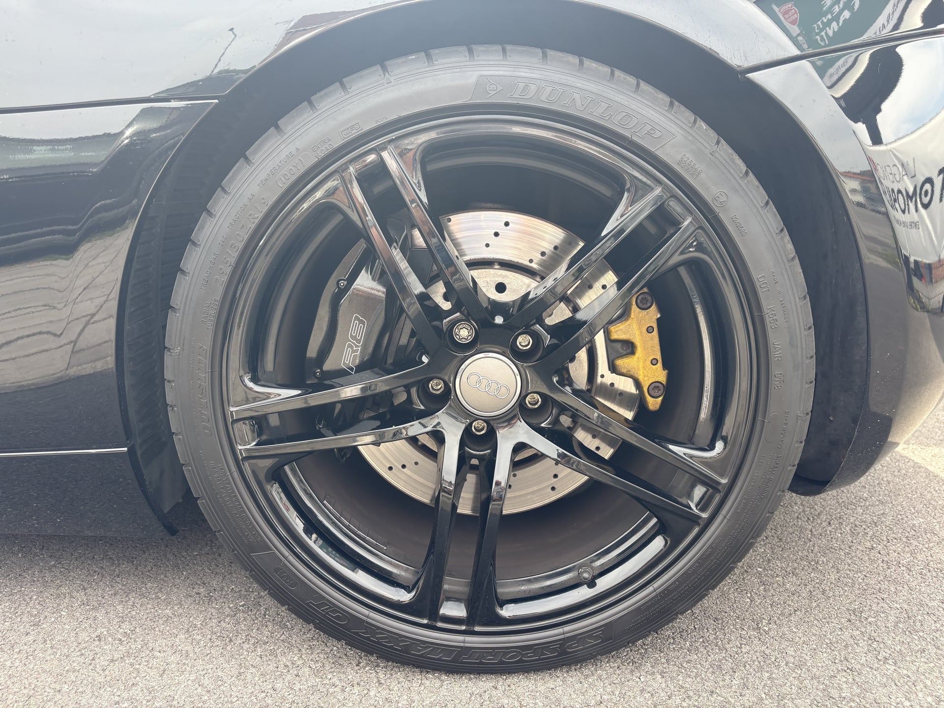 Audi R8 COUPE 4.2 V8 420 QUATTRO — 39