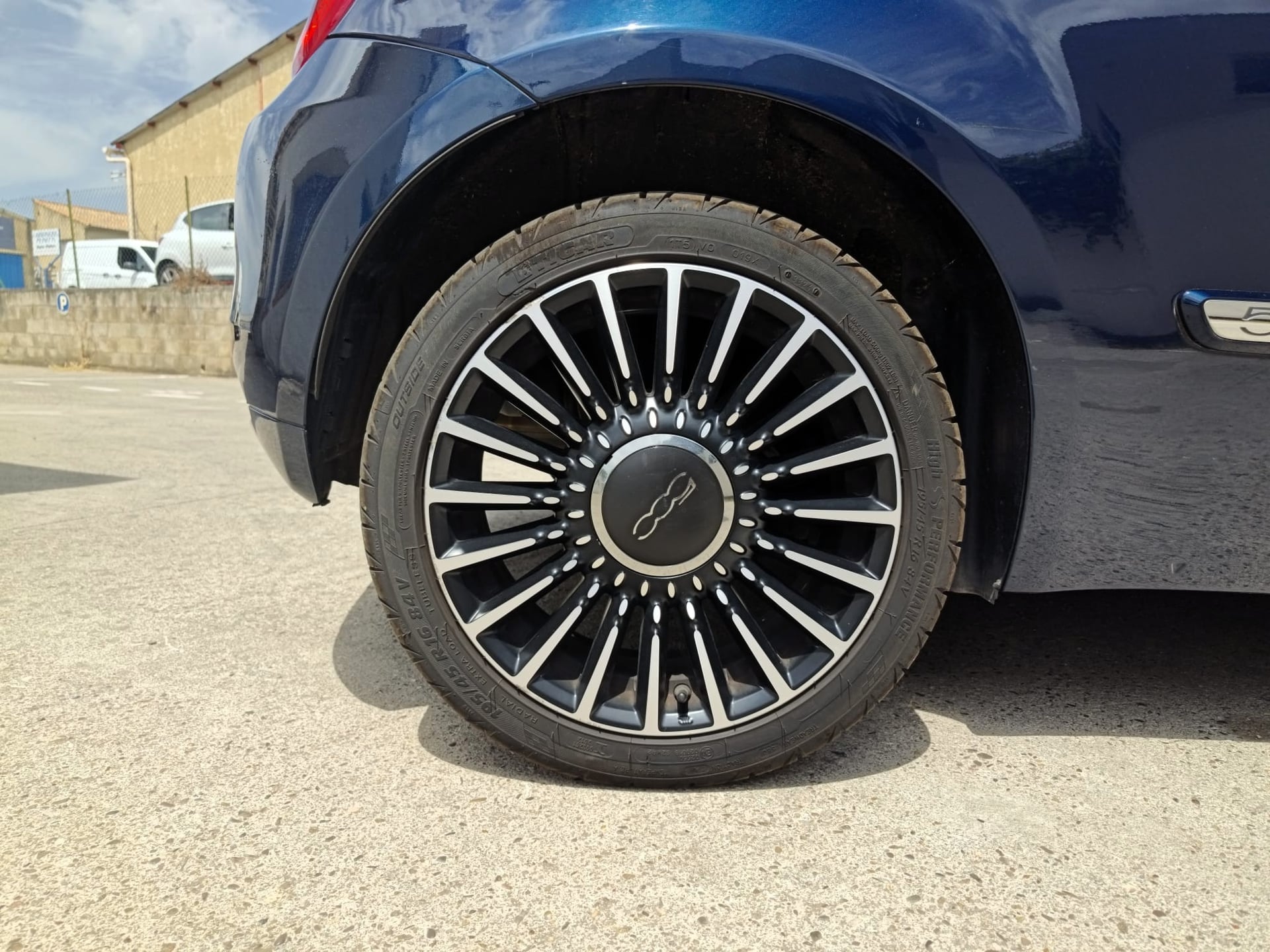 Fiat 500 1.2 70 LOUNGE DUALOGIC BVA START-STOP — 26