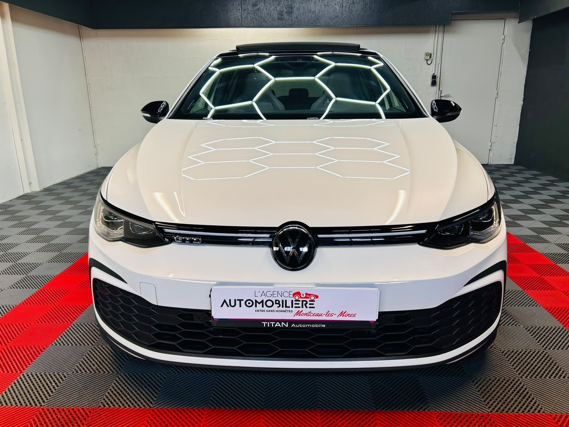 Volkswagen Golf GTD - 2.0 TDI 200cv - Blanc nacré - Toit pano - HK - Cuir ventilé - Attelage - IQ Light Led — 2