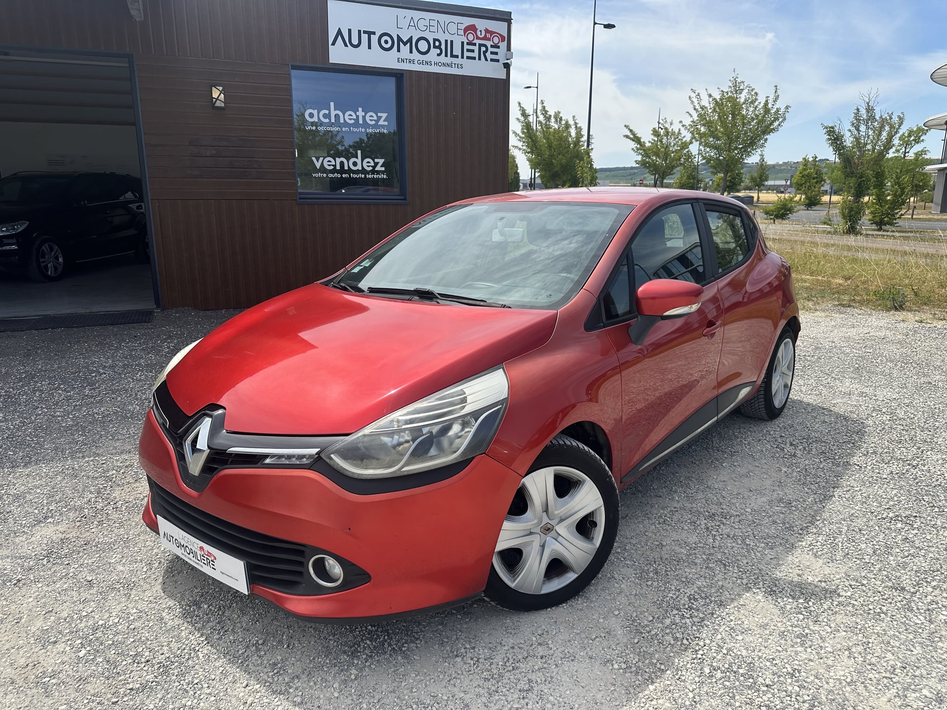 Renault Clio IV 5 Portes 1.5 dCi eco2 S&S 75 CH 2EME MAIN