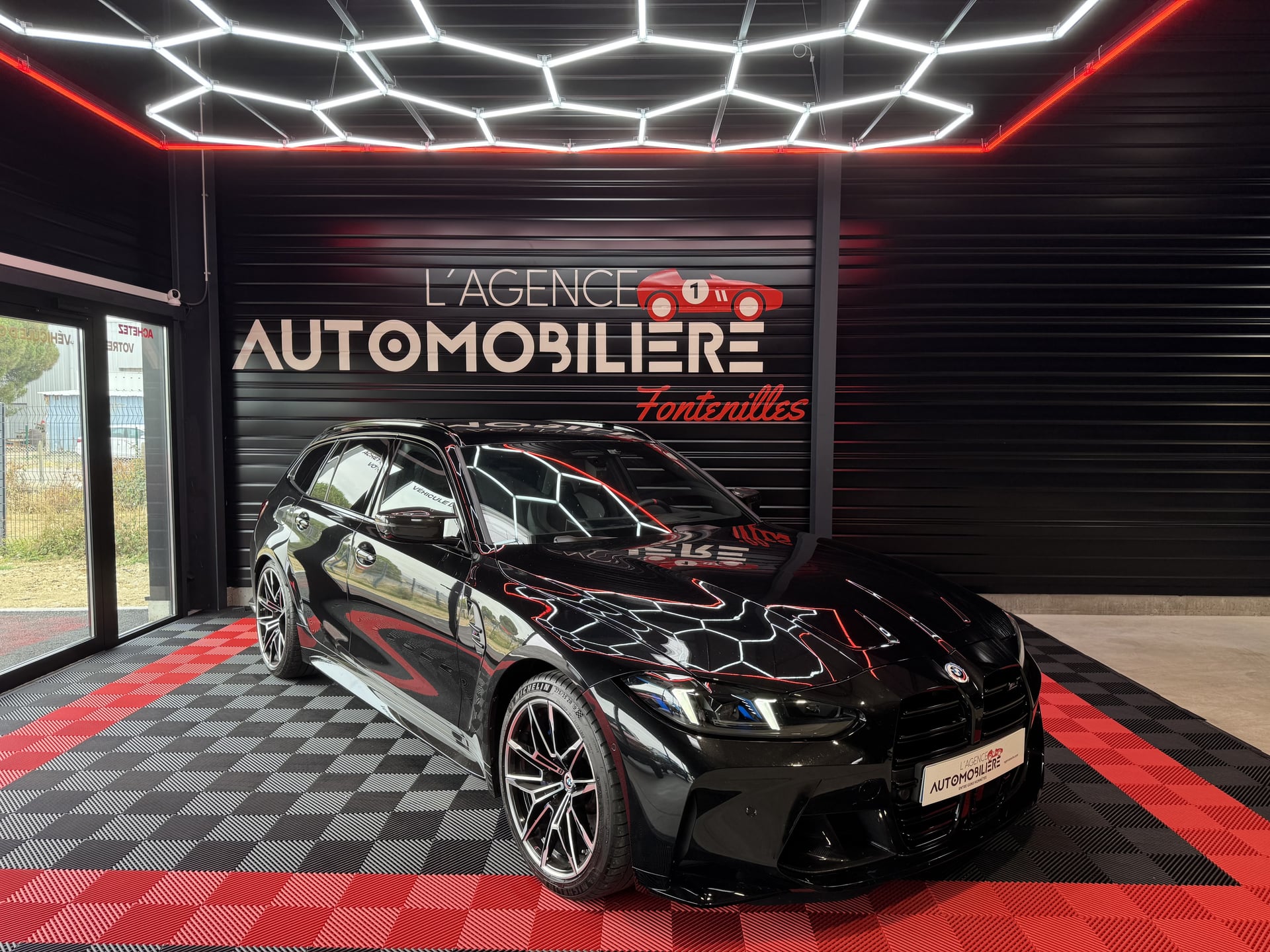 BMW M3 3.0 TOURING COMPETITION M LCI 530 XDRIVE FRANCAISE AKRAPOVIC — 2