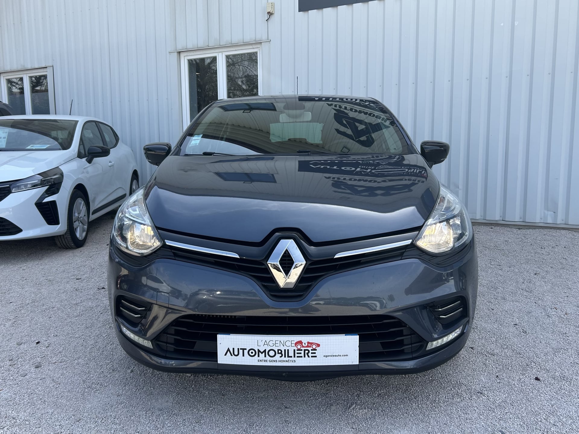 Renault Clio IV 0.9 TCe 90 ch Energy Limited — 2