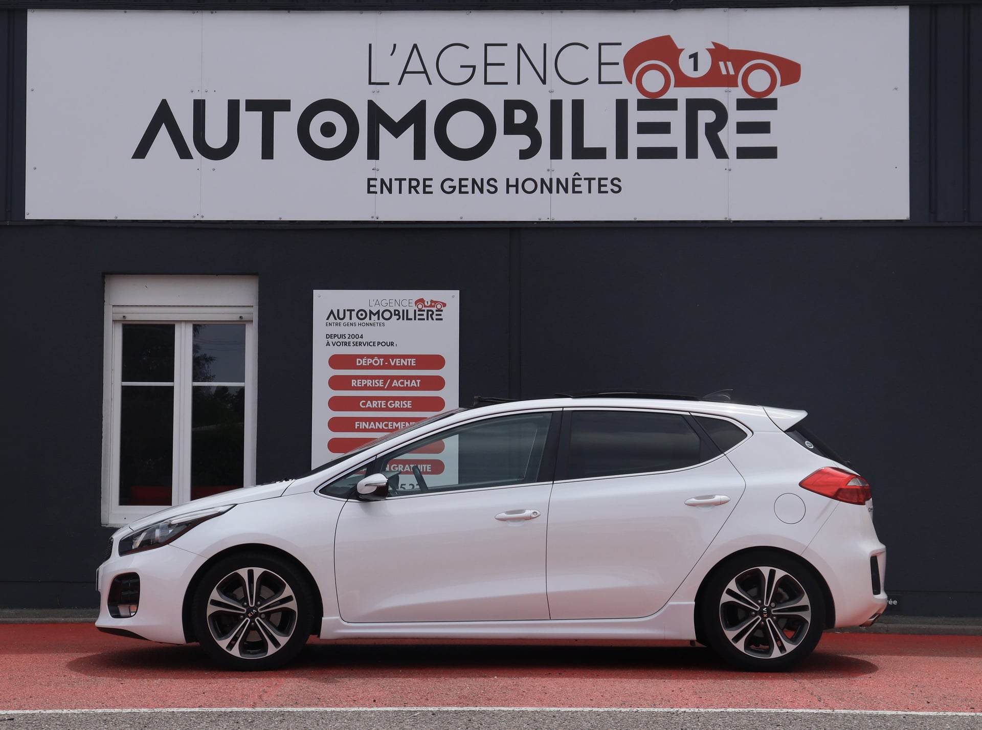 Kia Ceed II 1.6 CRDi 136 GT Line BVM6 (CarPlay, Caméra,...) — 2