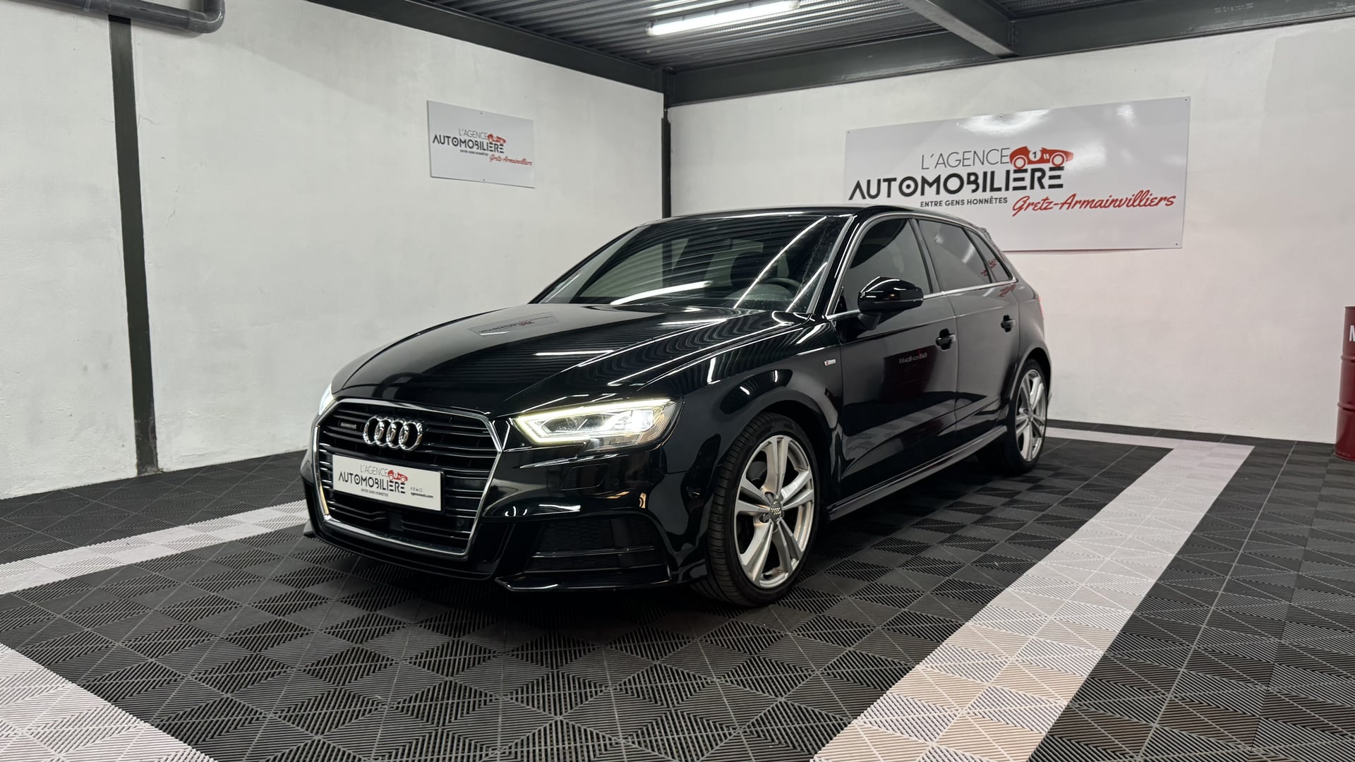 Audi A3 Sportback Sportback 40 TDI 184ch S line quattro S tronic 7 — 1