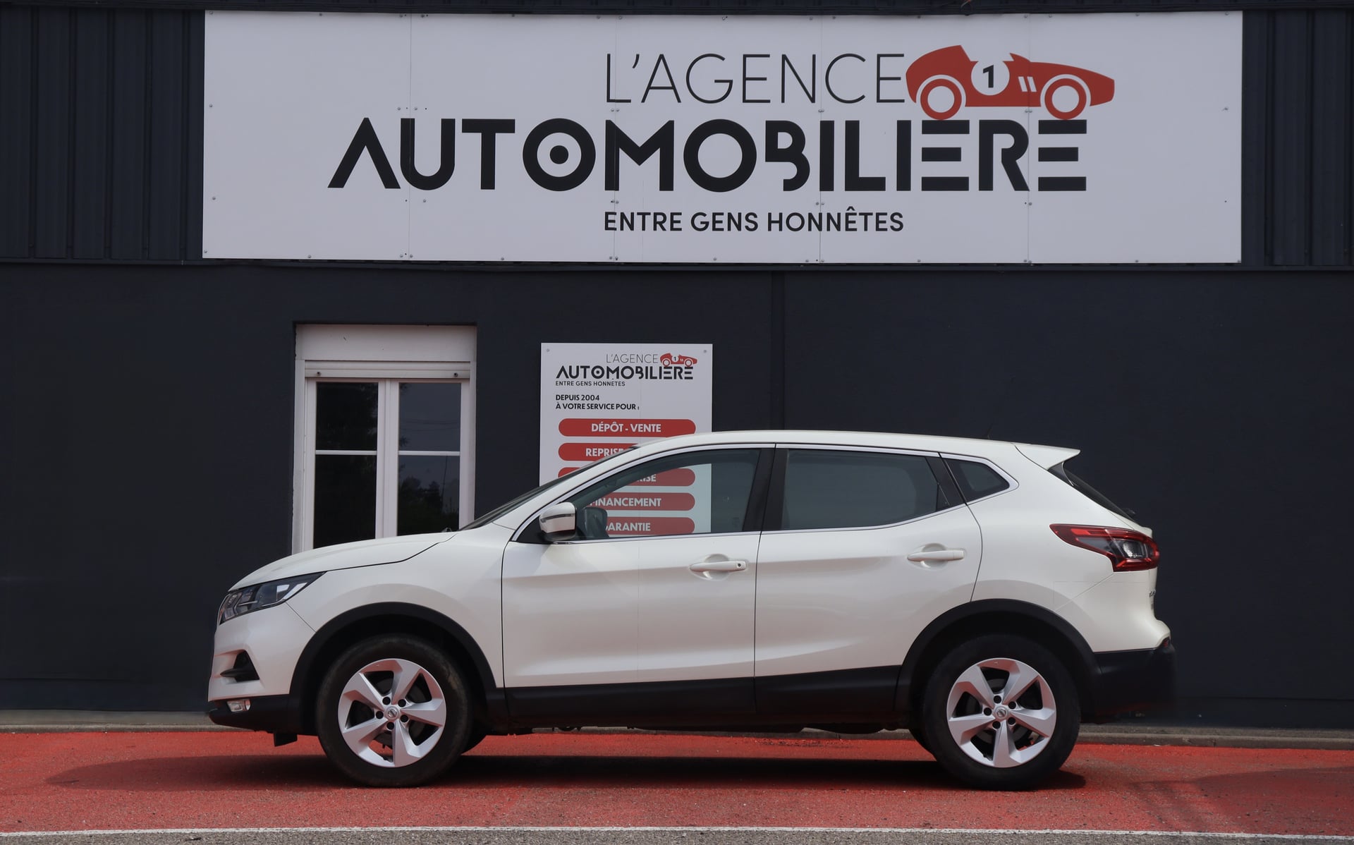 Nissan Qashqai II 1.6 dCi 130 Acenta BVM6 (Bluetooth, Radars,...) — 2