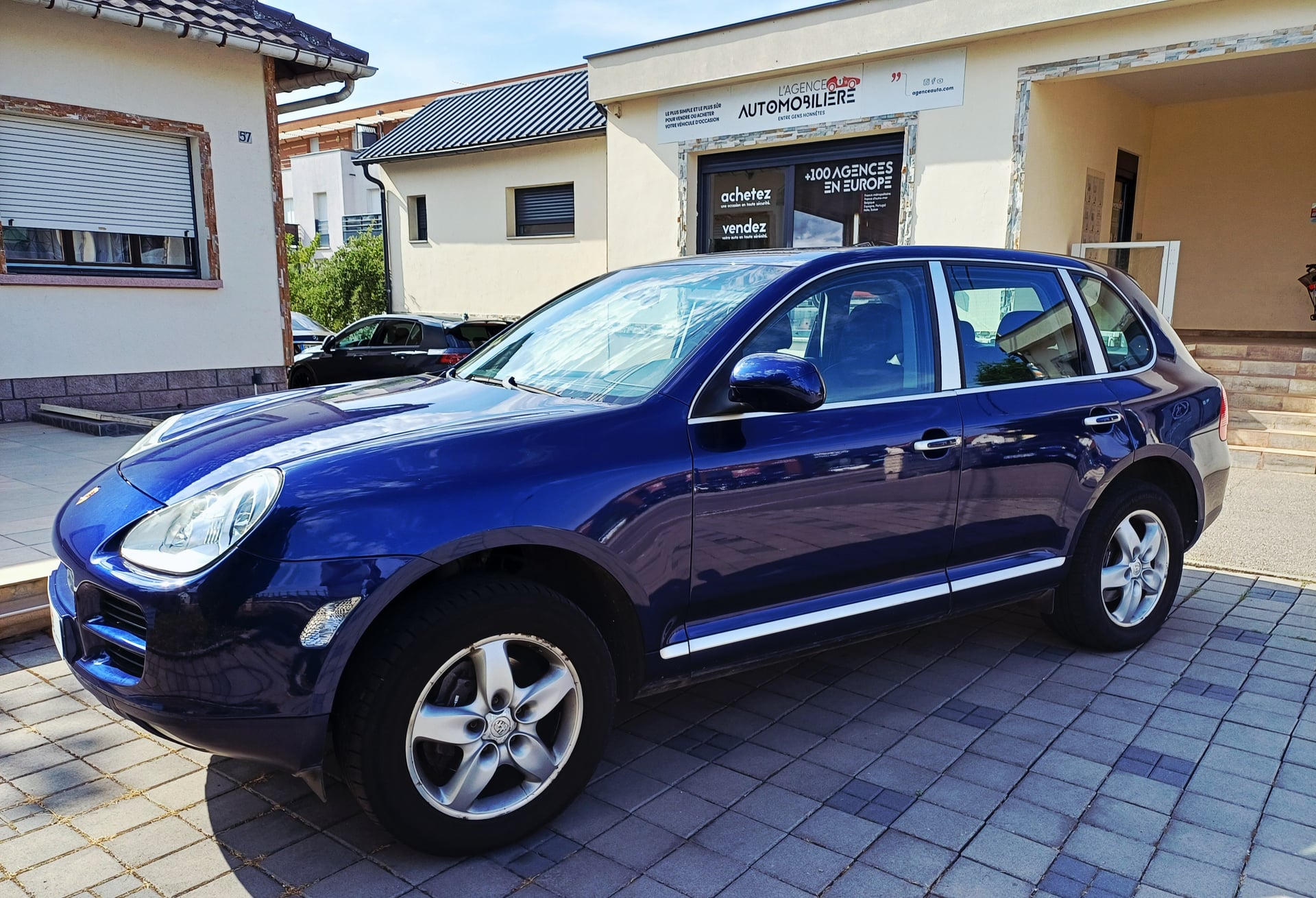 Porsche Cayenne 3.2 V6 250 ch — 1