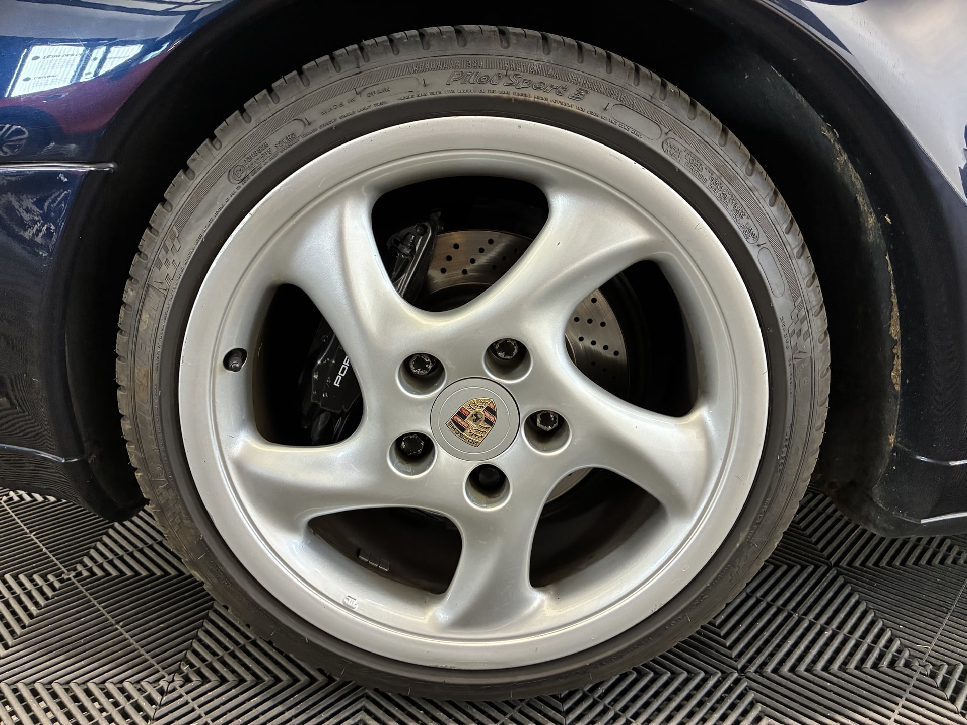 Porsche 911 993 3.8 Carrera 285ch Option Usine X51-(Phase 1). — 29