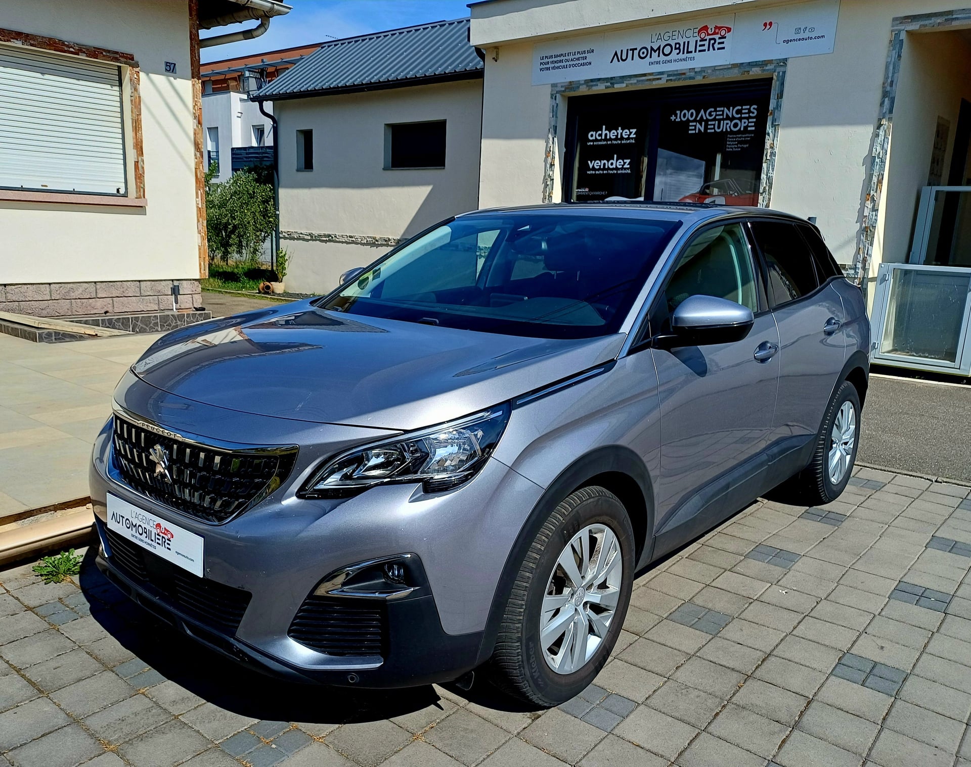 Peugeot 3008 1.5 HDI 130 ch Active Business FAP Neuf