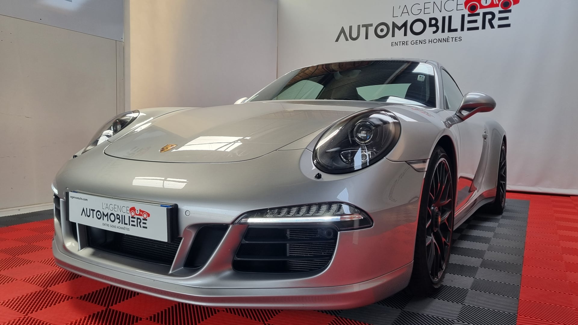 Porsche 911 911 (991) 3.8 CARRERA GTS — 40