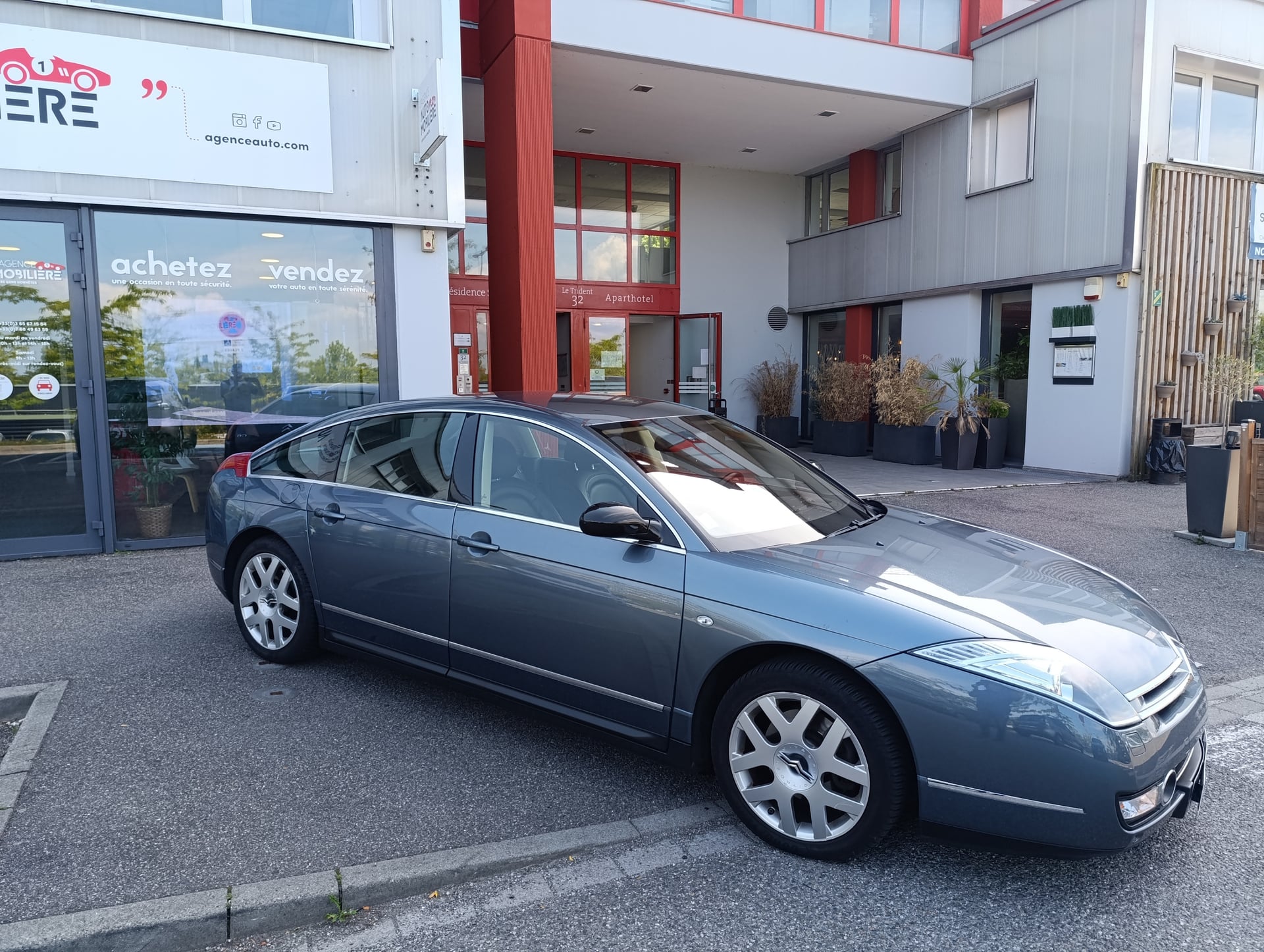 Citroen C6 V6 2.7 HDi 208 cv EXCLUSIVE BVA6 - DISTRI FAITE — 2