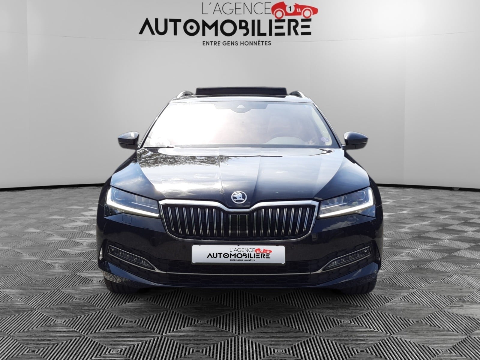 Skoda Superb Combi Superb Combi 1.5 TSI ACT Style DSG 150Ch/ Garantie 12 Mois — 2