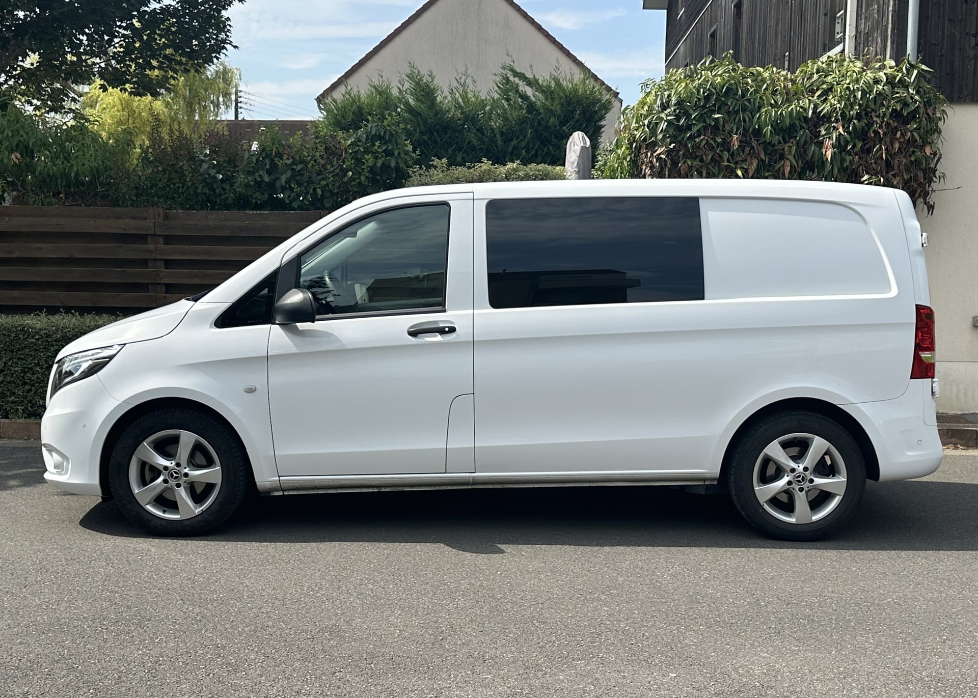 Mercedes-Benz Vito III MIXTO 114 CDI 136 CH 6CV COMPACT PRO BVM6 TRACTION 6 Places — 2