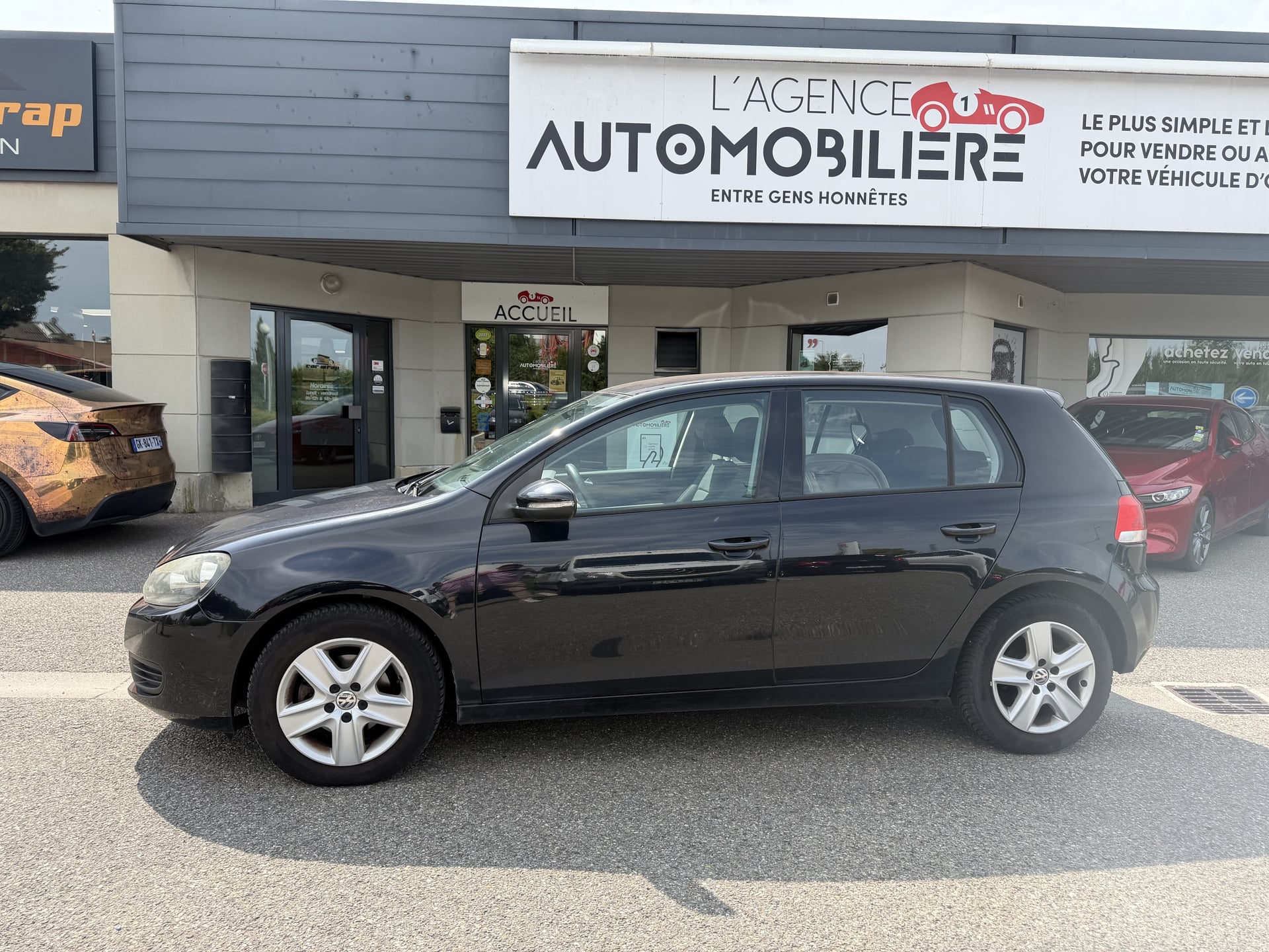 Volkswagen Golf 1.6 tdi 105 conforline — 2