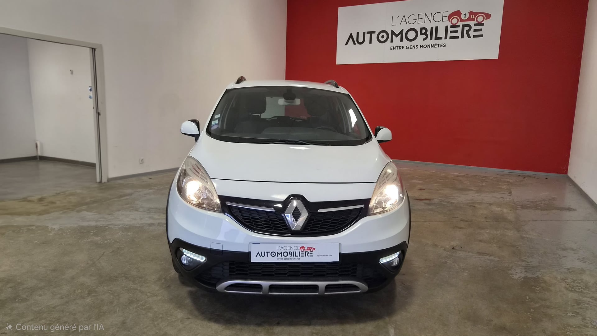 Renault Scenic SCENIC XMOD TCE 115 ENERGY ZEN 6.0 — 2
