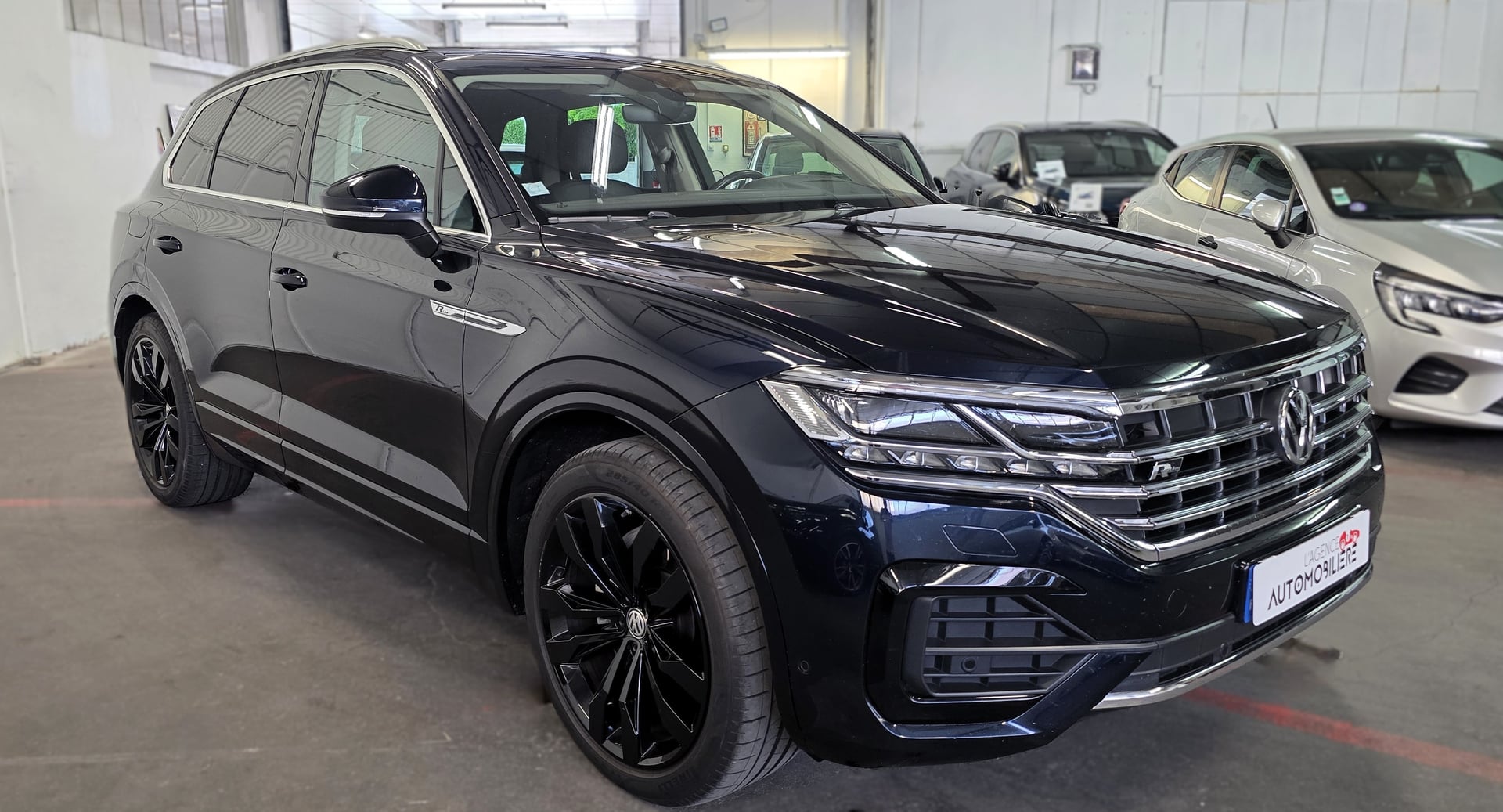 Volkswagen Touareg 3.0 V6 TDI 286ch R-Line Exclusive 4Motion Tiptronic8 — 2