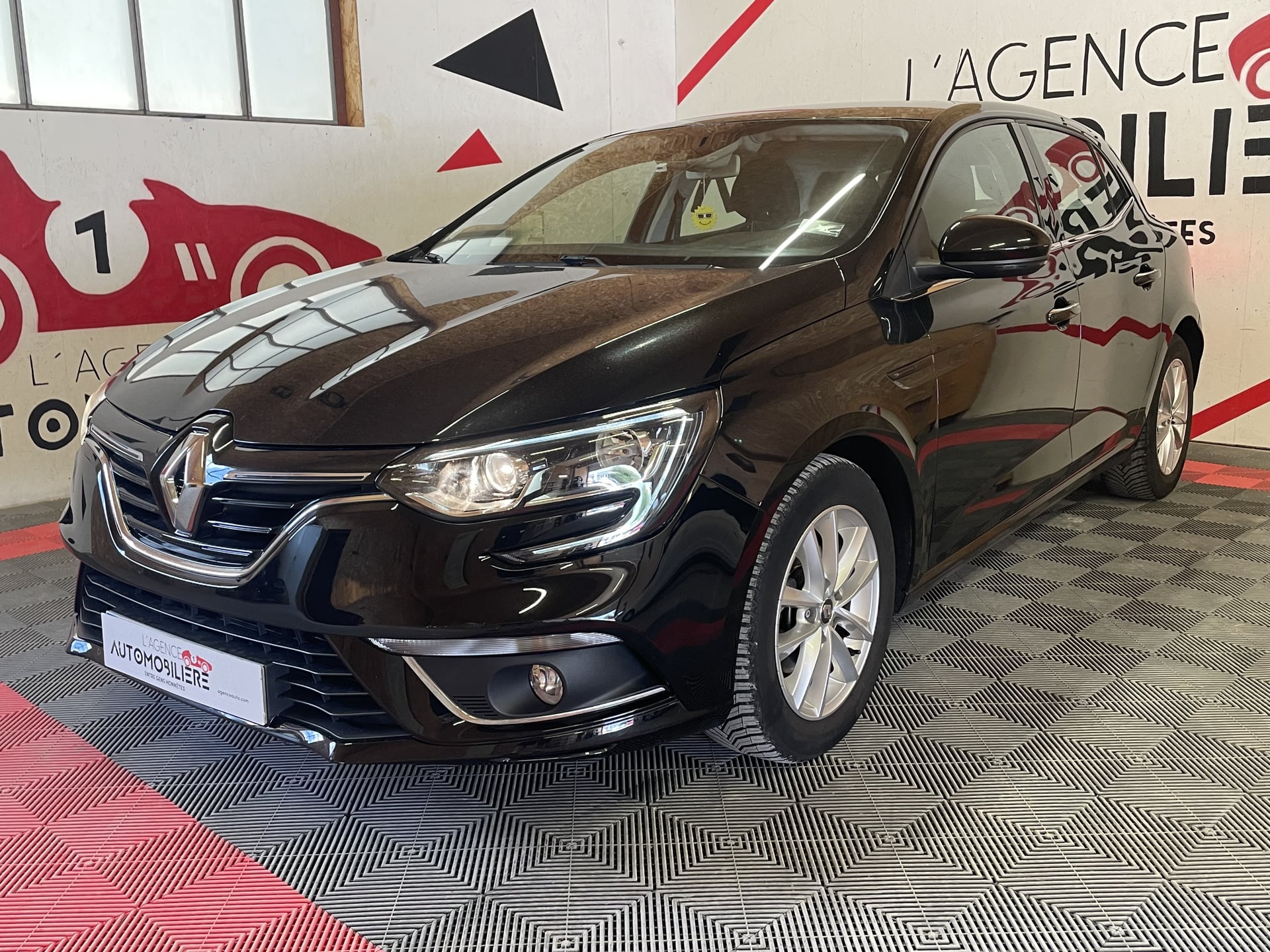 Renault Megane 1.5 dCi 110 cv — 2