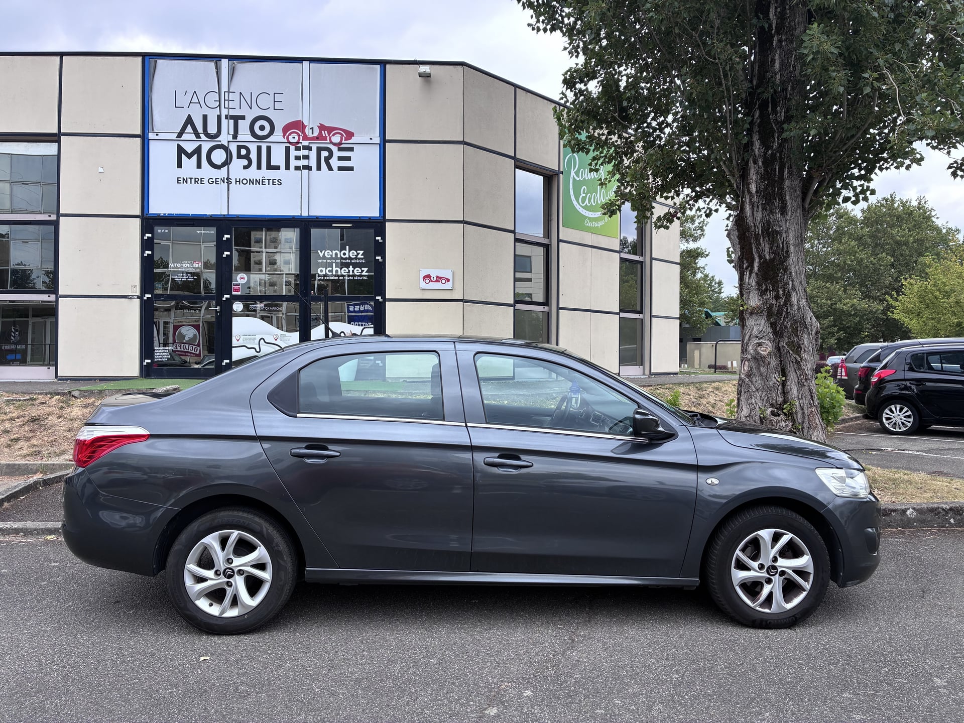 Citroen C-Elysée 1.6 BLUEHDI 100CH CONFORT — 2