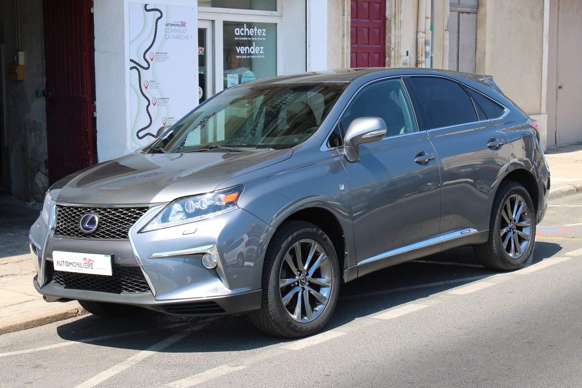 Lexus RX 450H 3.5 V6 299 AWD F SPORT E-CVT 15.0 CV ( Toit ouvrant, Sièges chauffants, Caméra de recul ... ) — 1